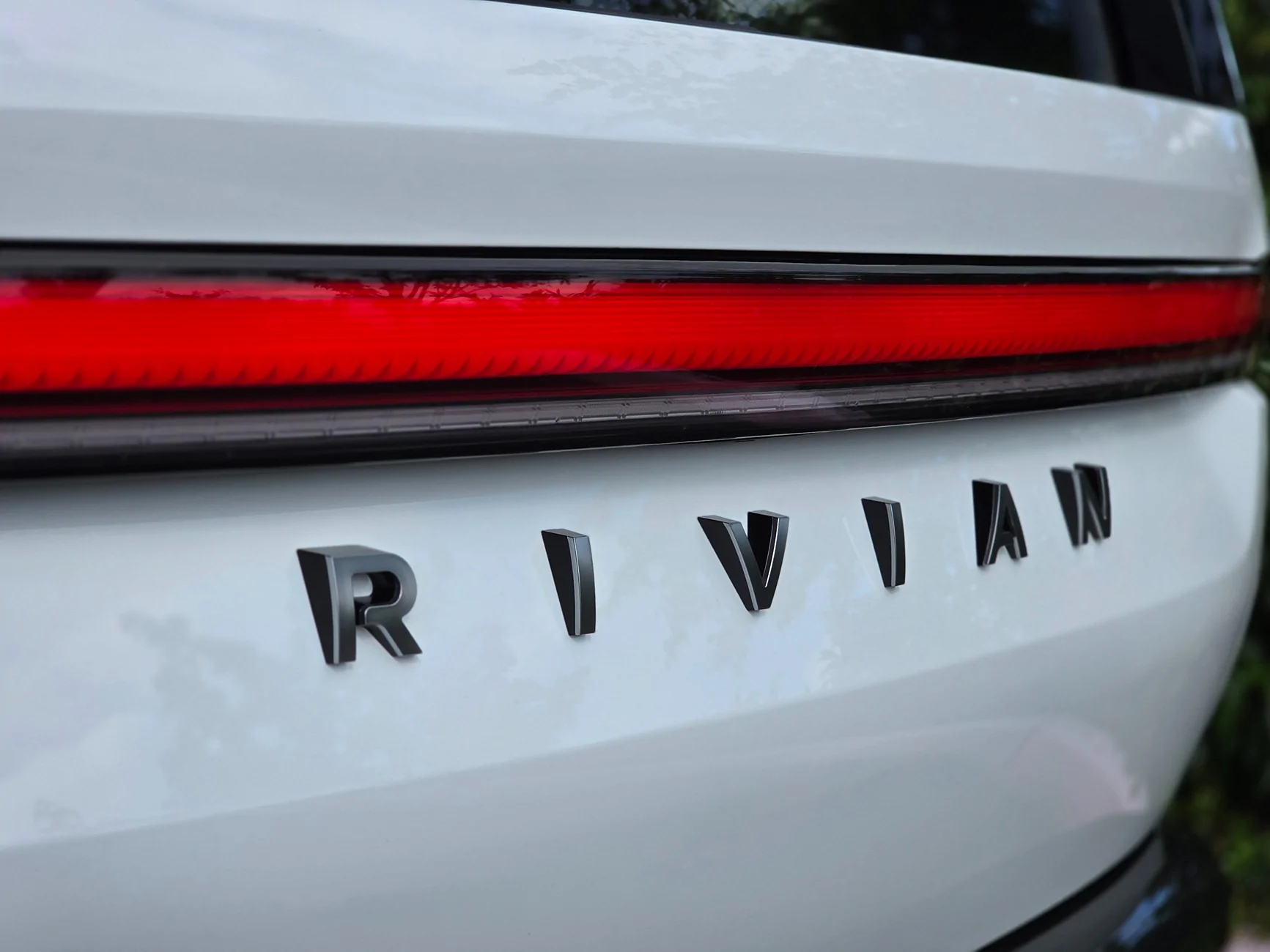 Rivian R1T R1S Rivian Care is available in WA (Washington State) HOAdRFRbAAAMqDH
