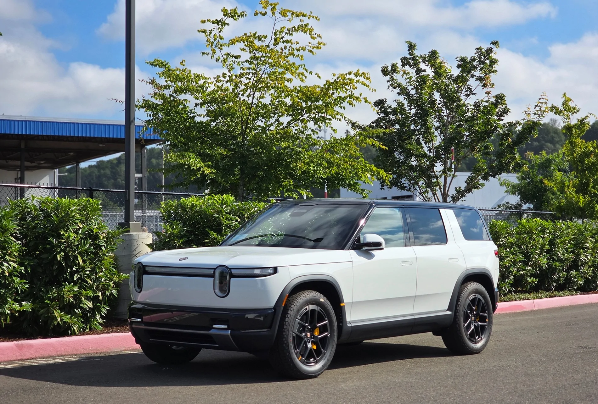 Rivian R1T R1S Rivian Care is available in WA (Washington State) HOAdP-Ua0AATiV-