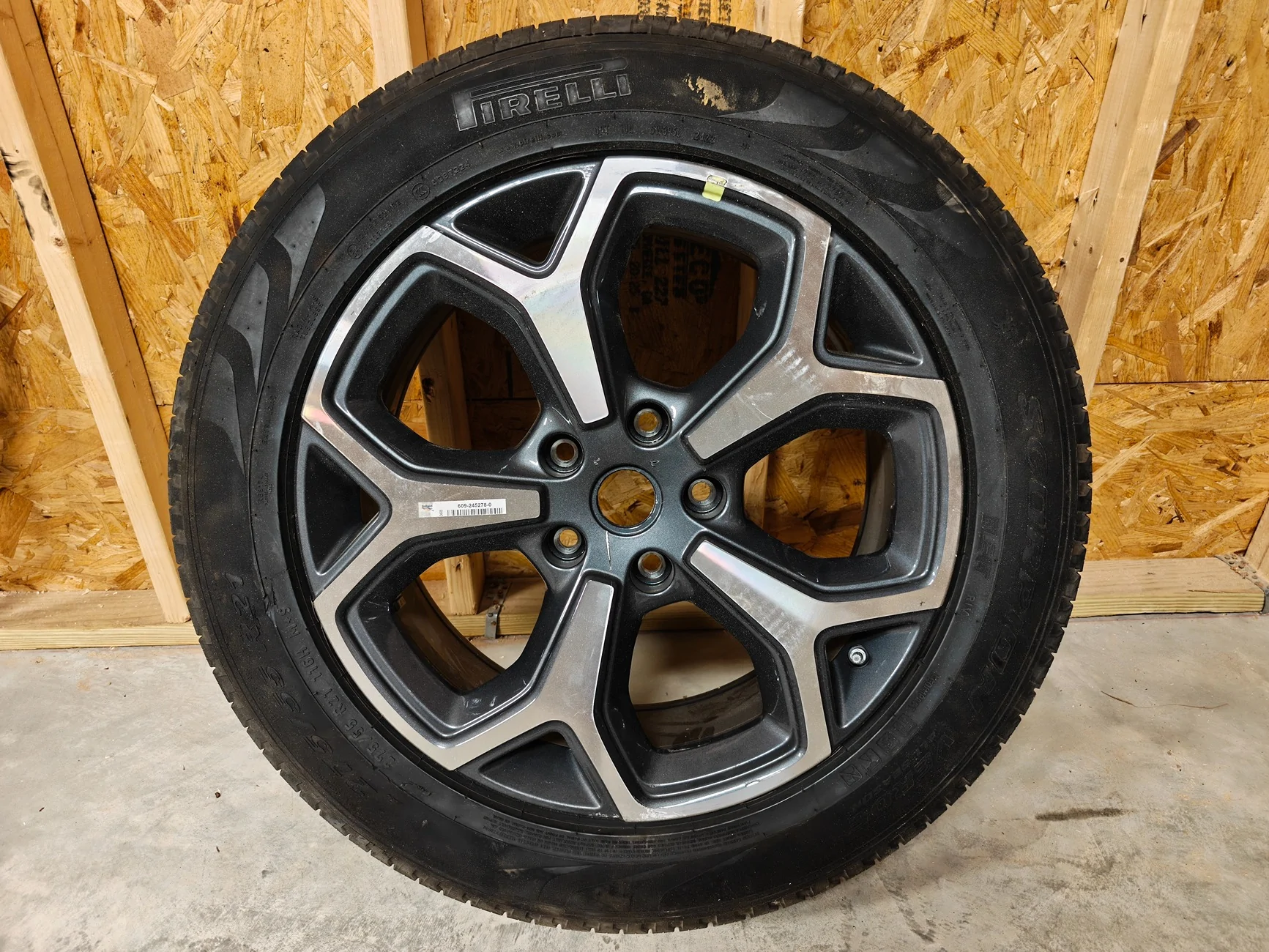 Rivian R1T R1S 21" OEM Wheel + Tire *FREE* IMG_20260724_140524063