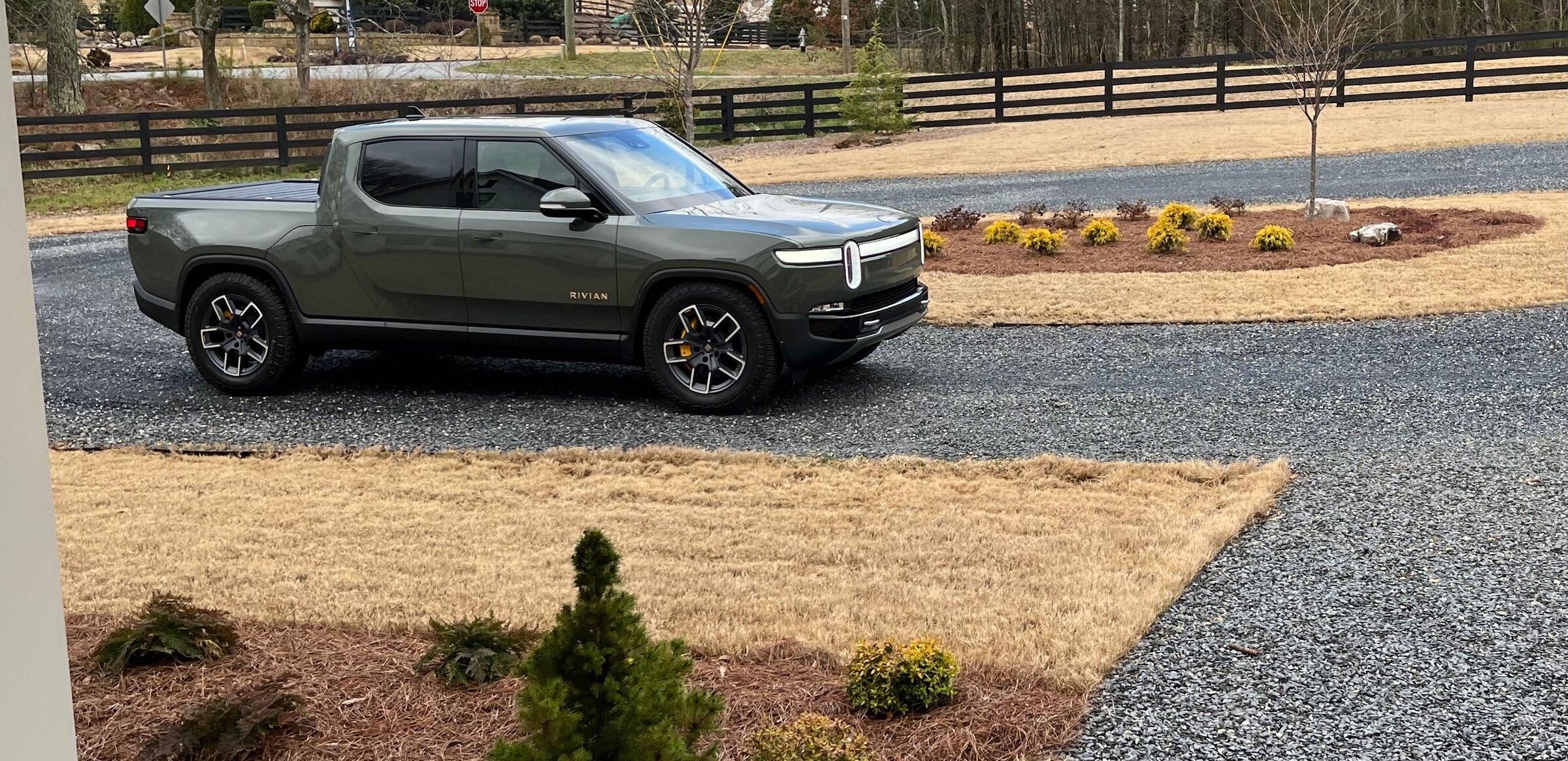 Rivian R1T R1S Test Drive Atlanta is open for registration Frame - 1 (1)