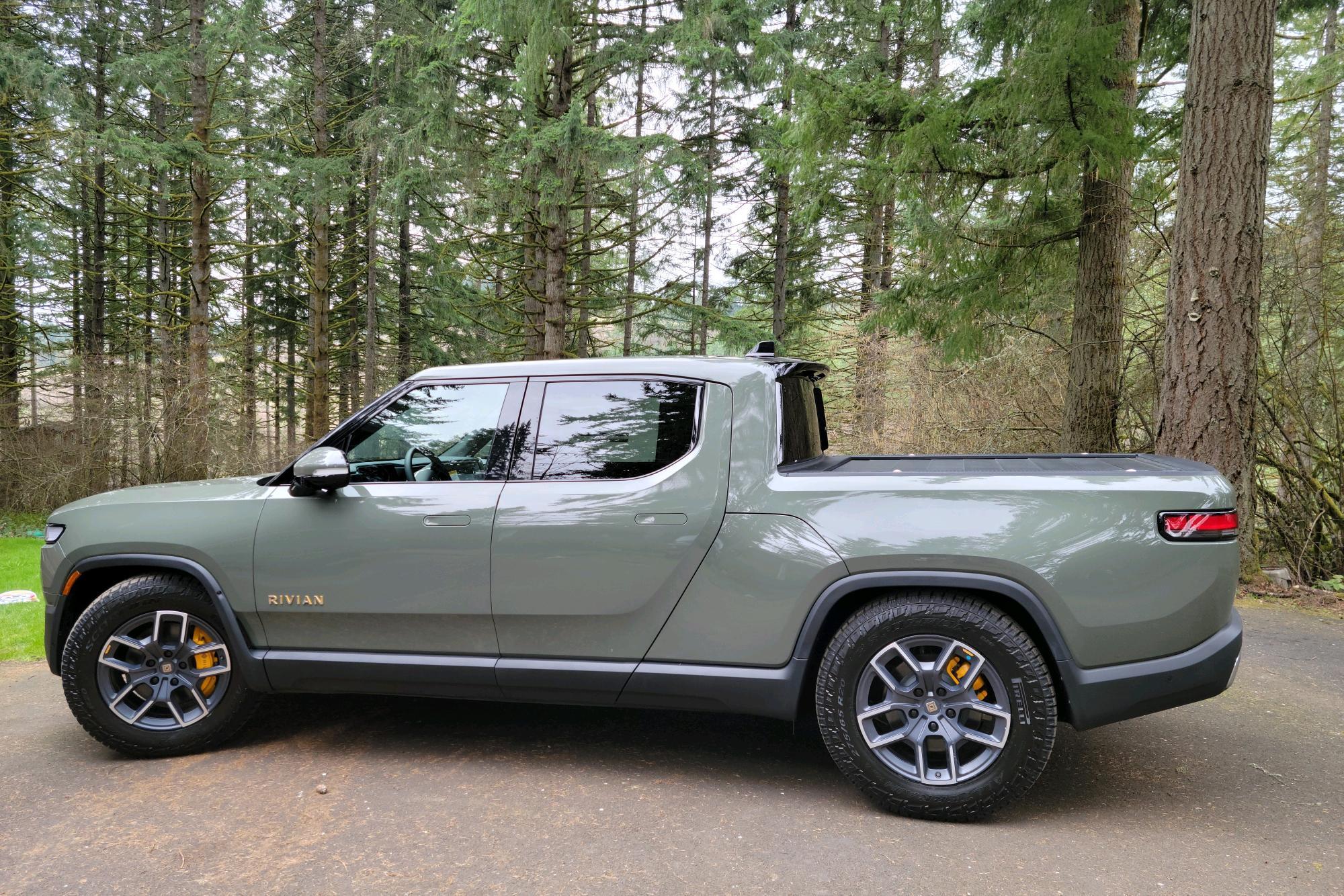 Rivian R1T R1S Portland(OR) deliveries Rvn_3_12
