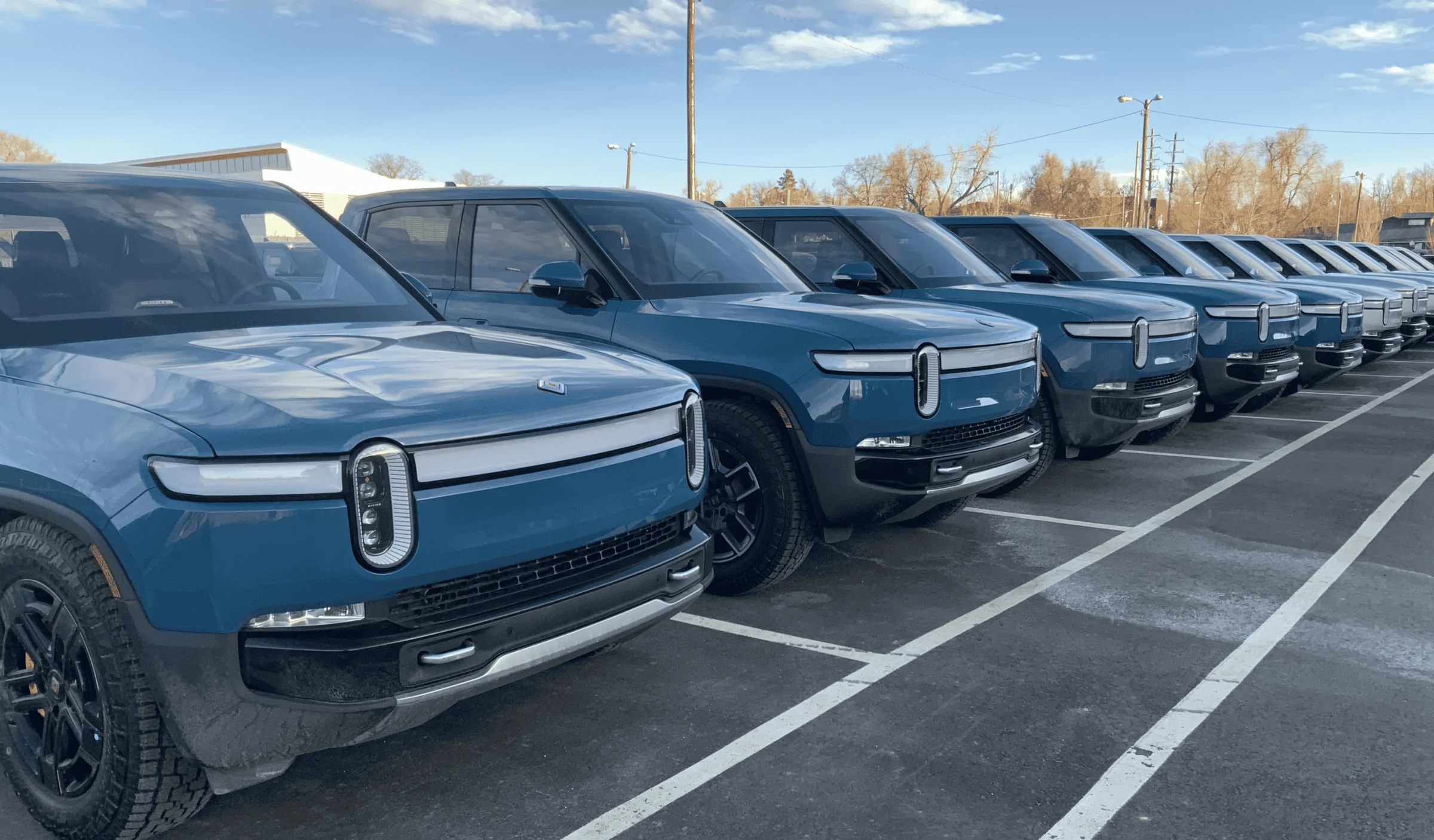 Rivian R1T R1S Denver Open House - and 44 R1Ts in the lot! 1647197115515