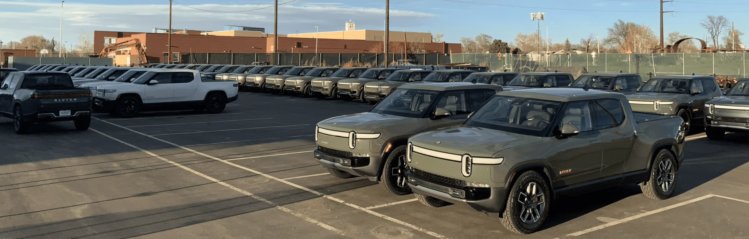 Rivian R1T R1S Denver Open House - and 44 R1Ts in the lot! 1647197206706