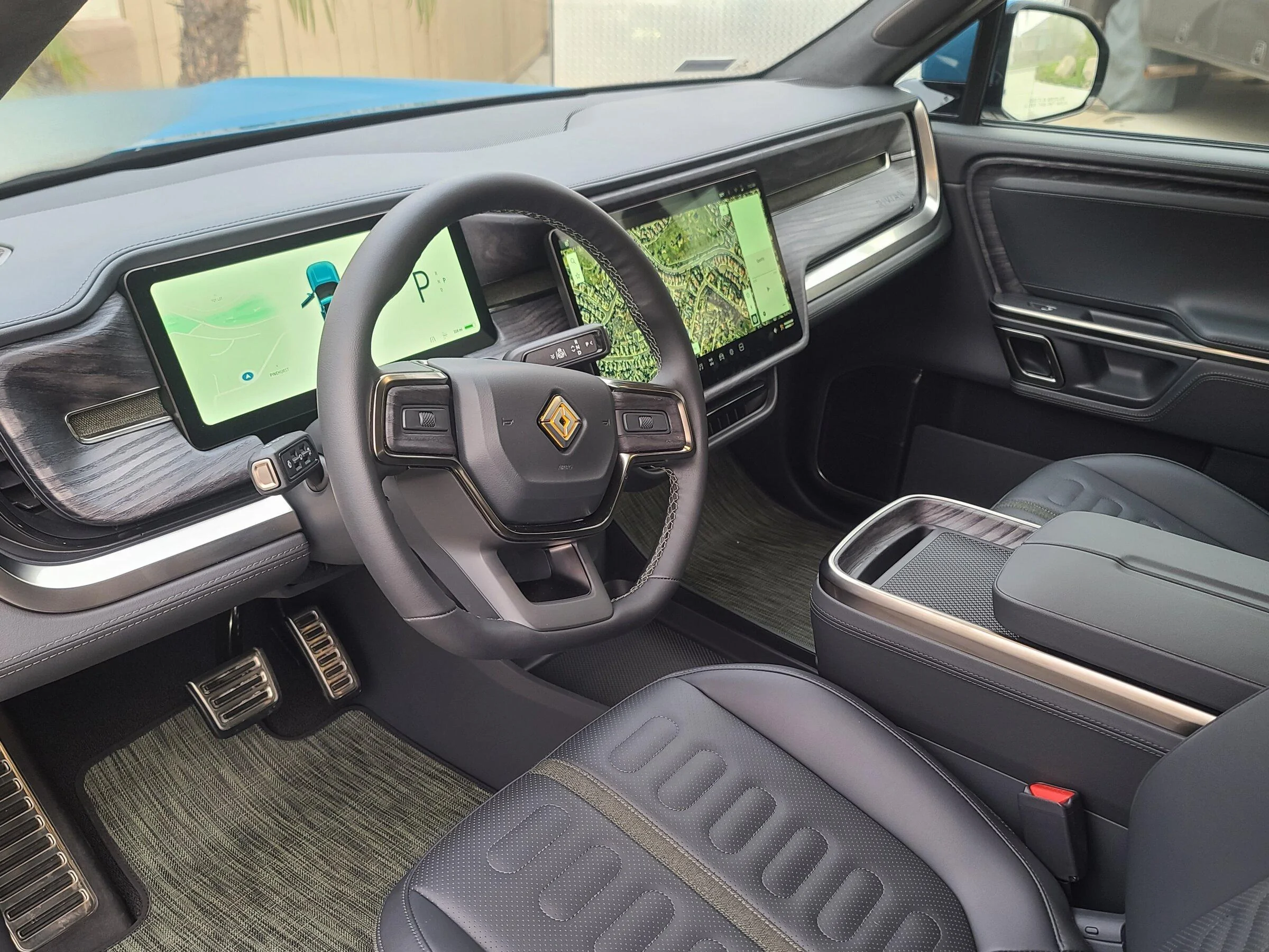 Rivian R1T R1S Any "March-April" delivery people contacted? 20220316_075239