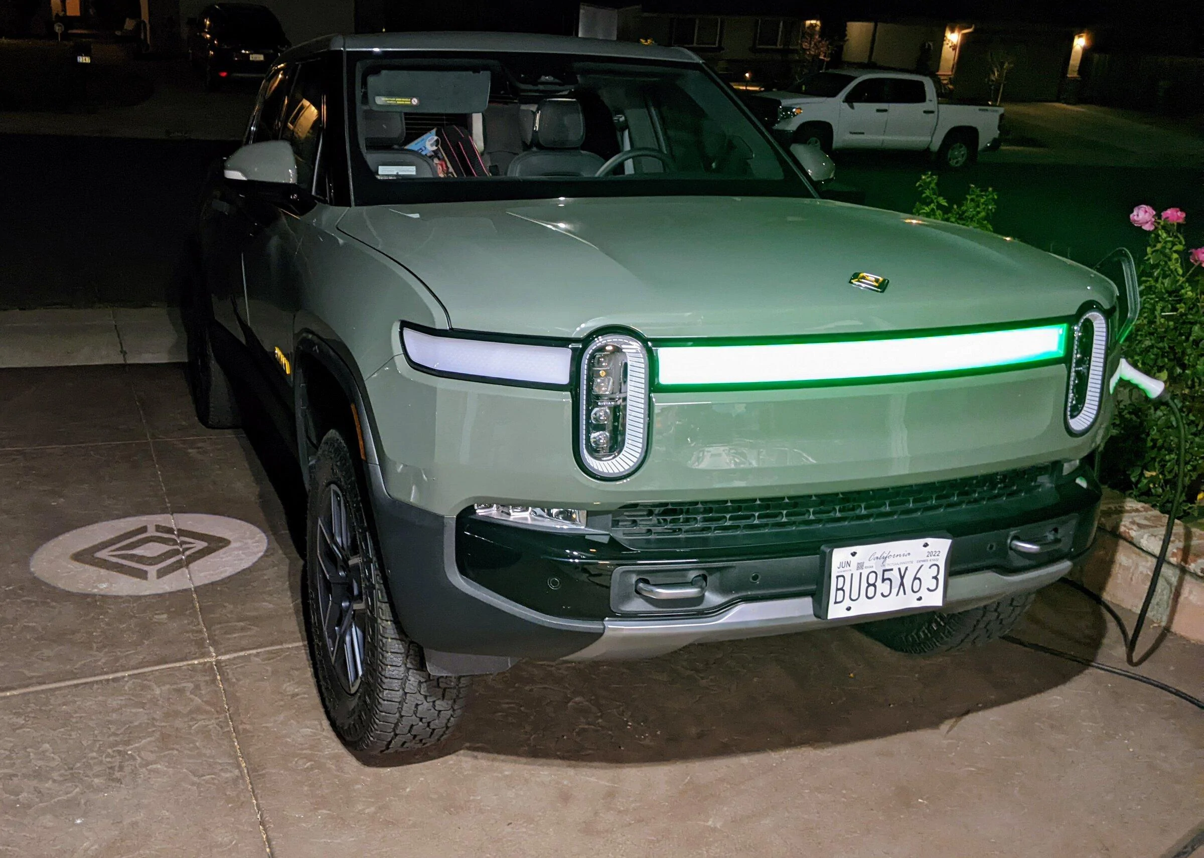 Rivian R1T R1S [RESOLVED] My R1T is leaking brake fluid PXL_20220313_045412404