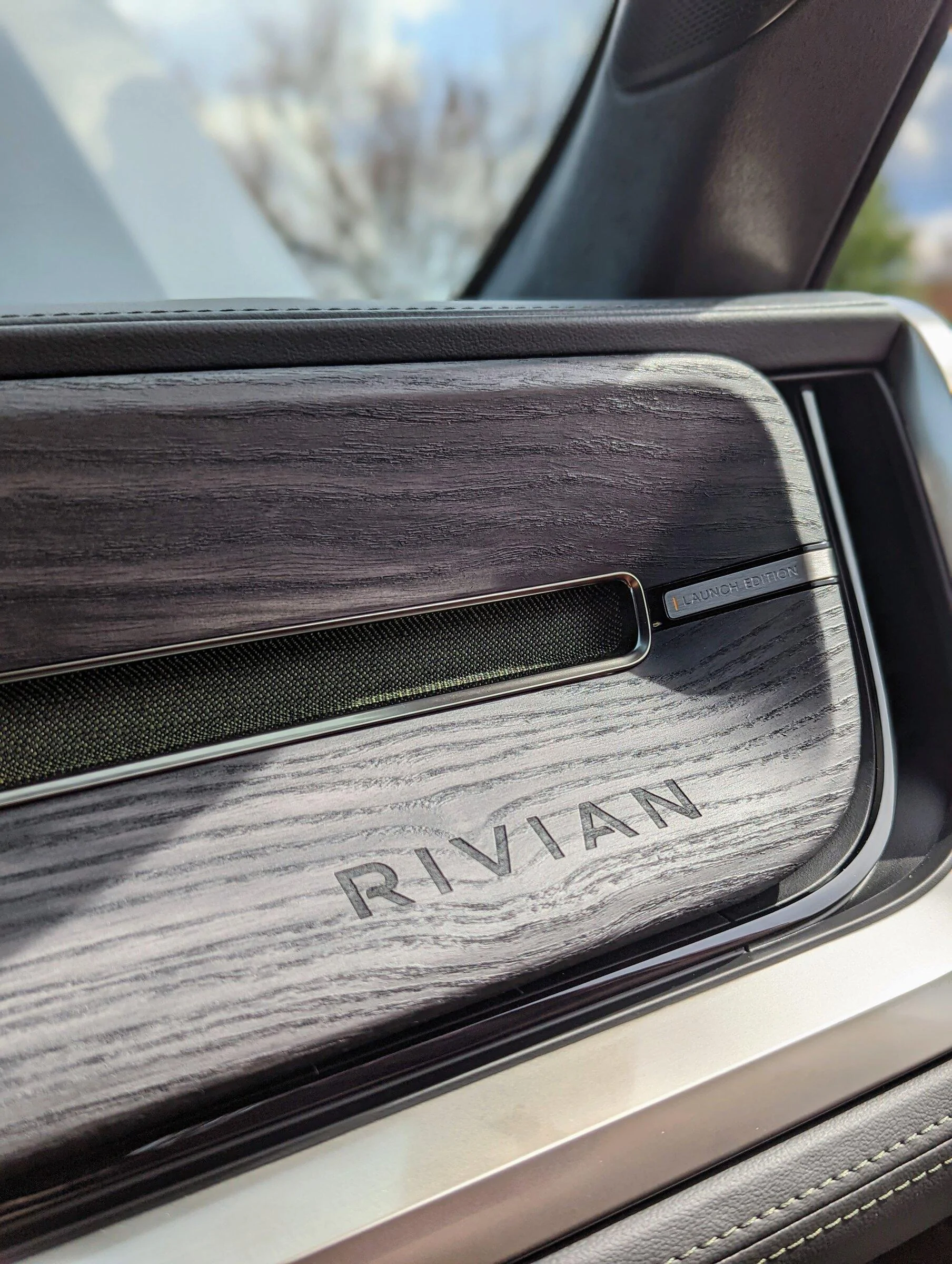 Rivian R1T R1S My R1T First Look and Impressions (Mobile Drive Added 4/27) PXL_20220318_190101661.PORTRAIT