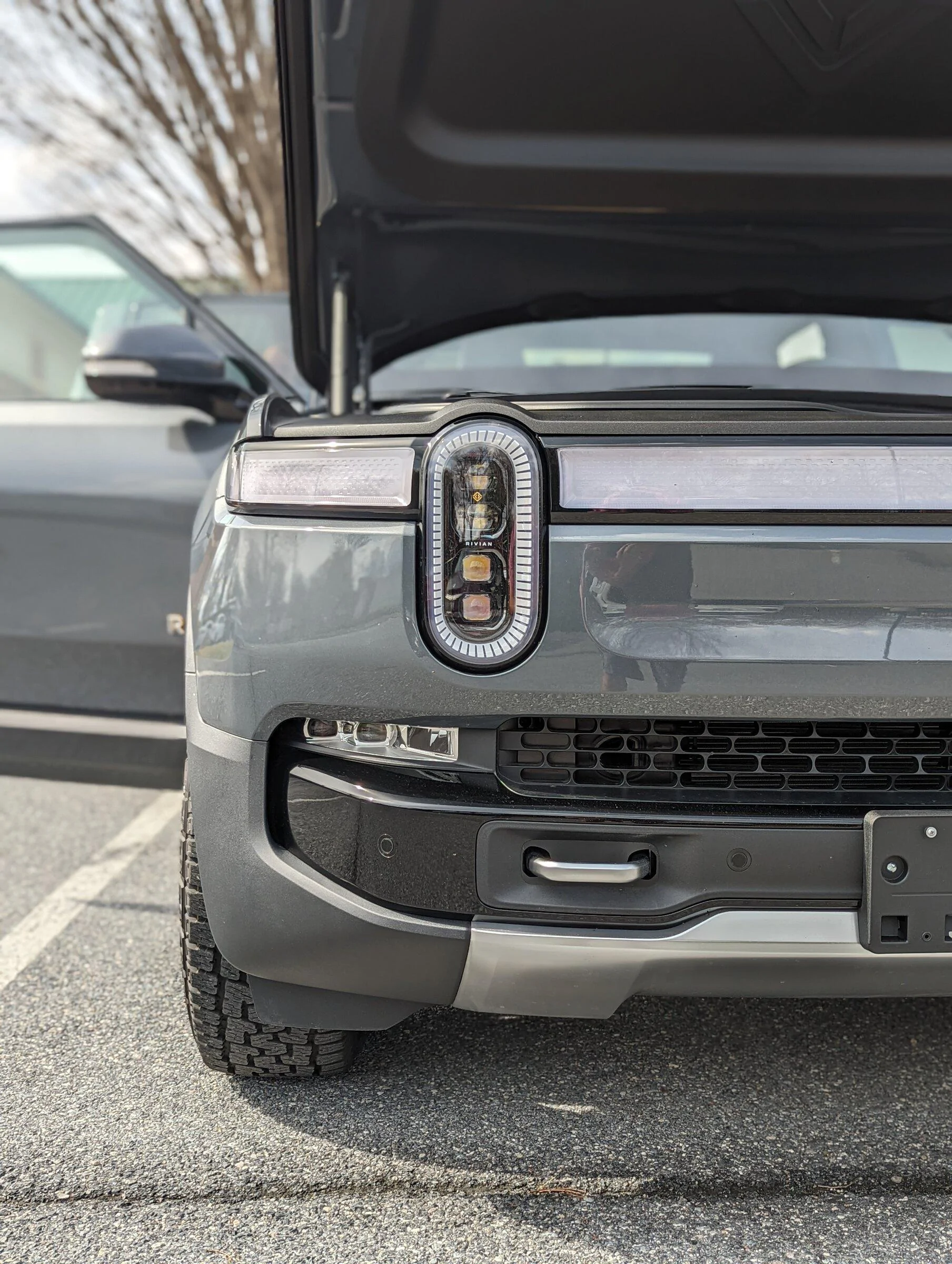 Rivian R1T R1S My R1T First Look and Impressions (Mobile Drive Added 4/27) PXL_20220318_190311294.PORTRAIT