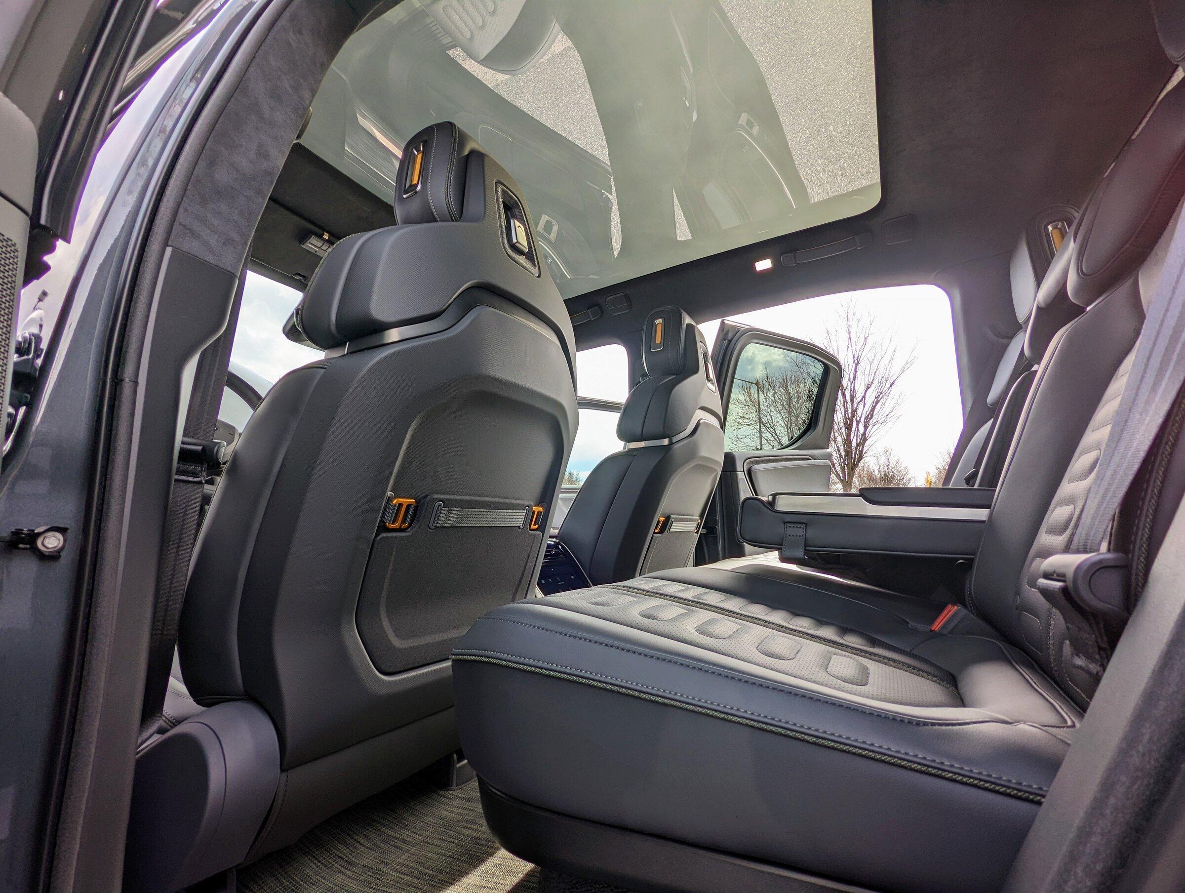 Rivian R1T R1S My R1T First Look and Impressions (Mobile Drive Added 4/27) PXL_20220318_190804811