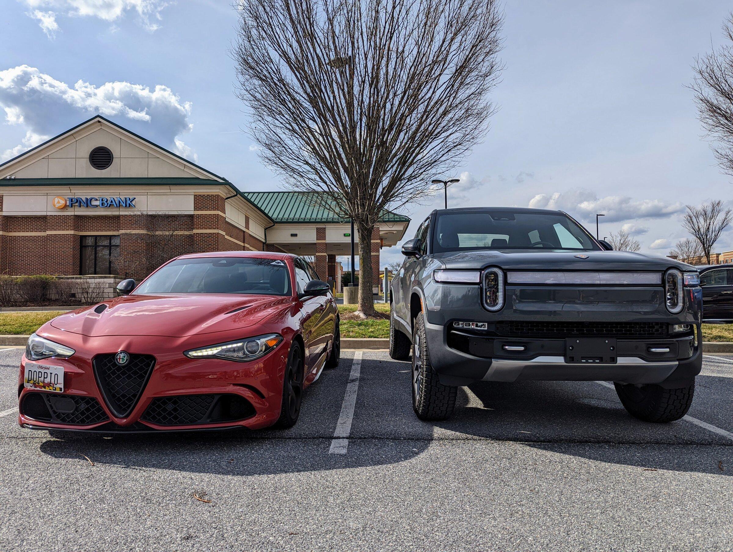 Rivian R1T R1S My R1T First Look and Impressions (Mobile Drive Added 4/27) PXL_20220318_194525601.NIGHT