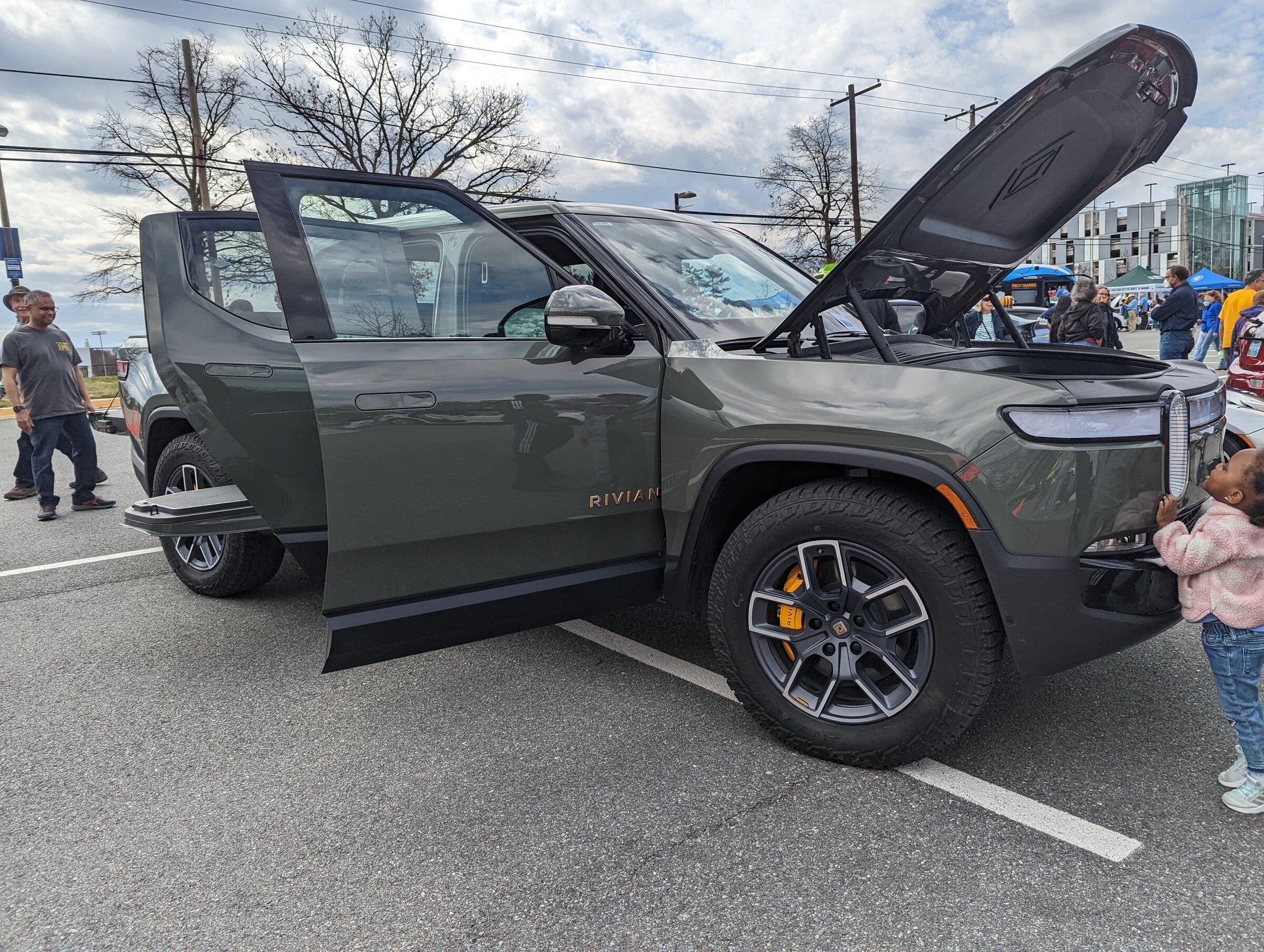Rivian R1T R1S DMV Spotted Section PXL_20220319_154151967