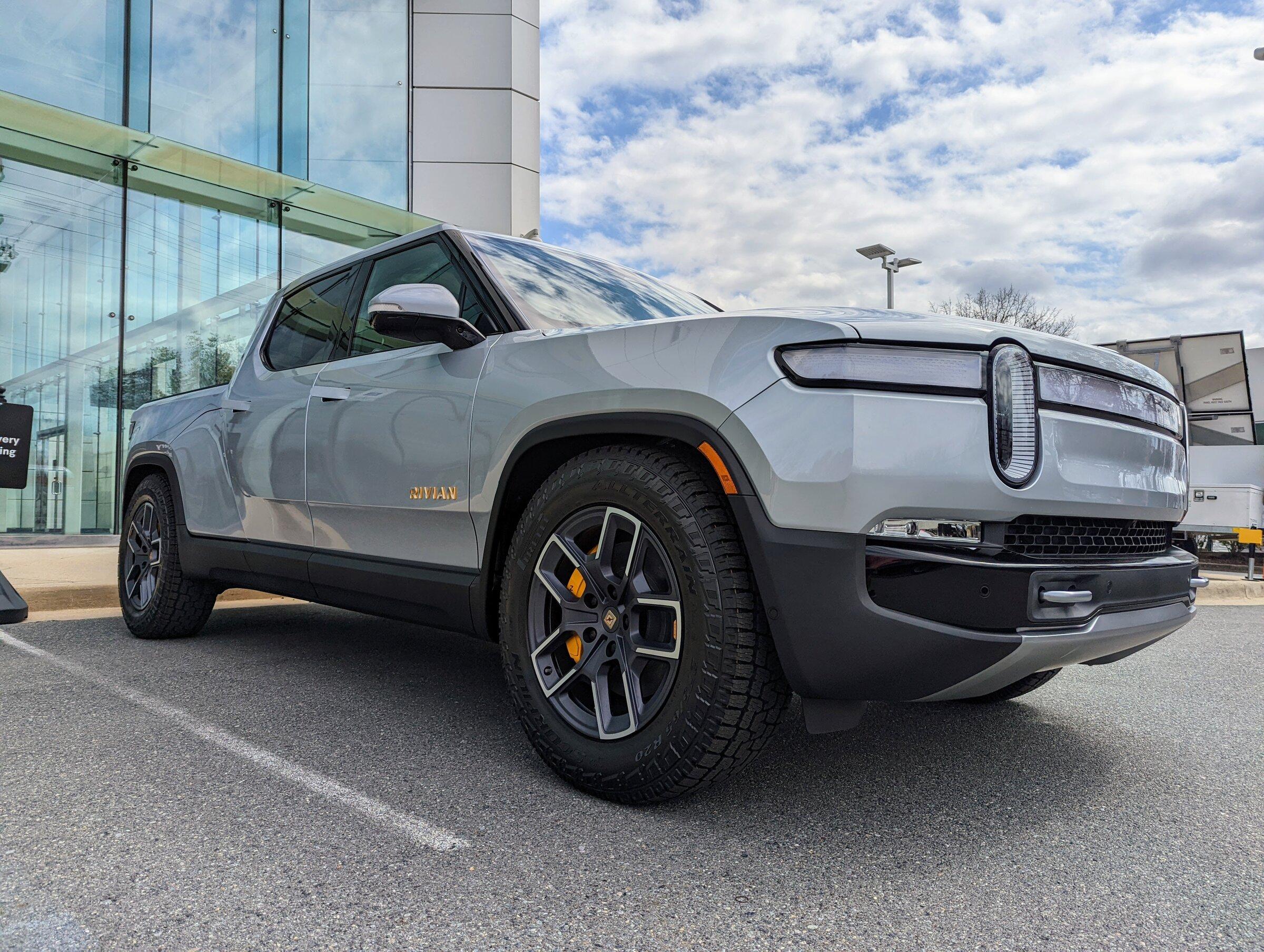Rivian R1T R1S DMV Spotted Section PXL_20220319_164522585