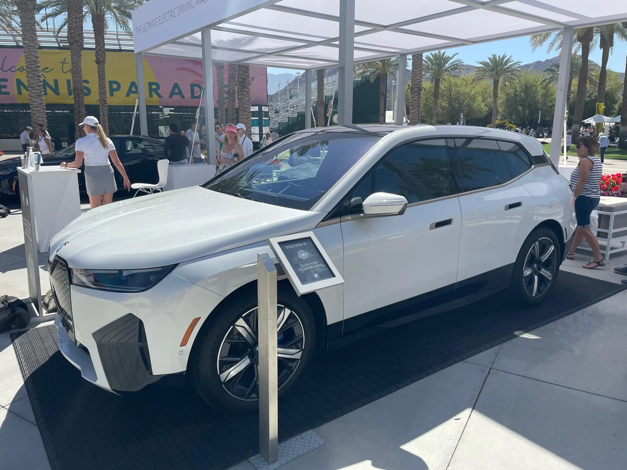Rivian R1T R1S 2022 BMW iX D819D0FA-4A8B-4D61-83D1-10F6FBE074E6