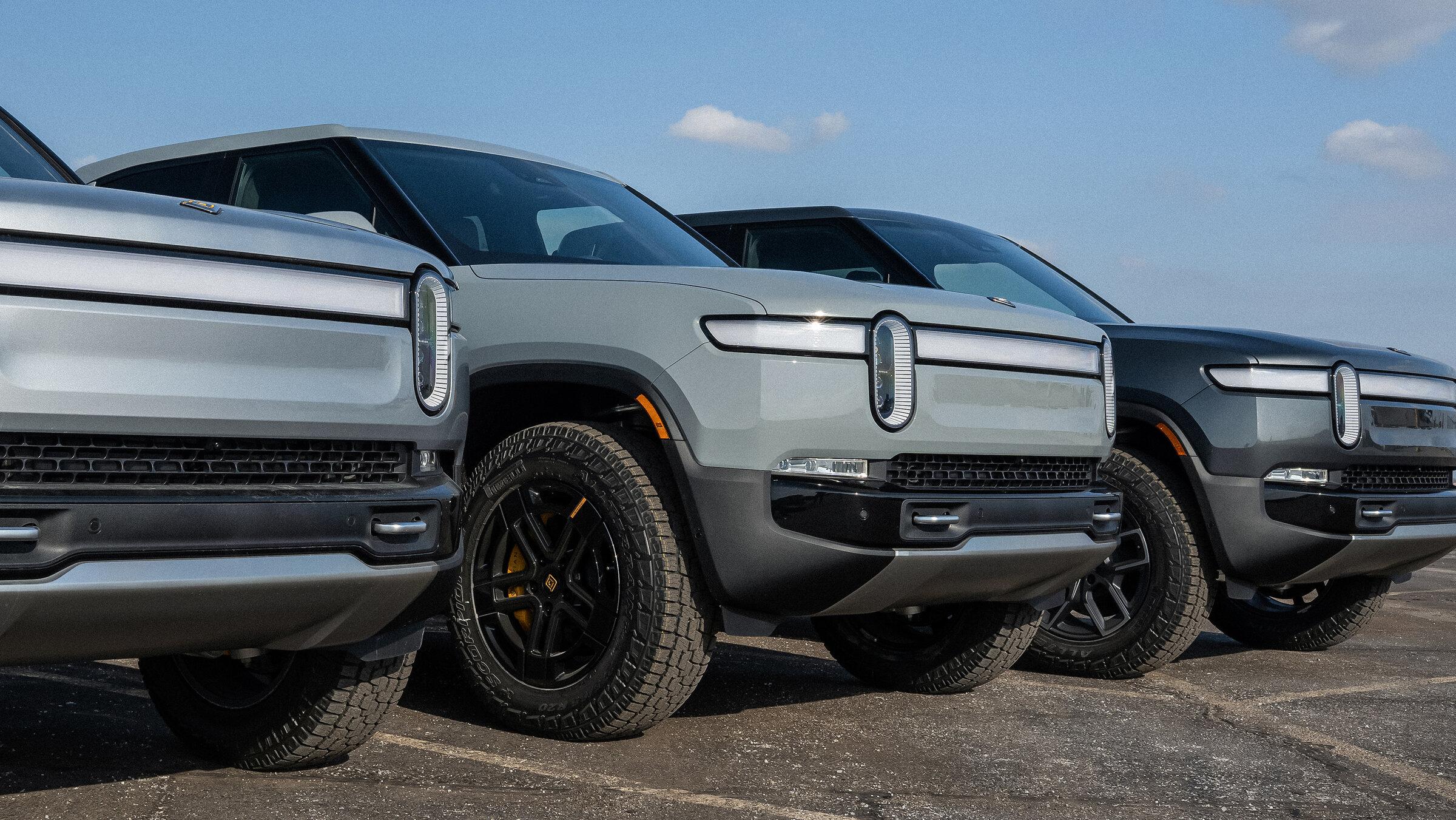 Rivian R1T R1S Limestone. It's real. Official from Rivian Limestone Rivian R1T color 2