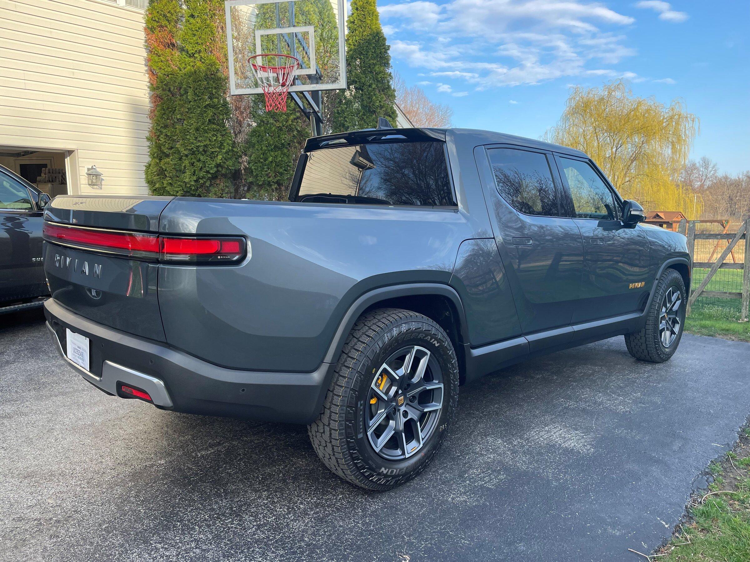 Rivian R1T R1S Owners: What are your biggest gripes so far? R1T Rear