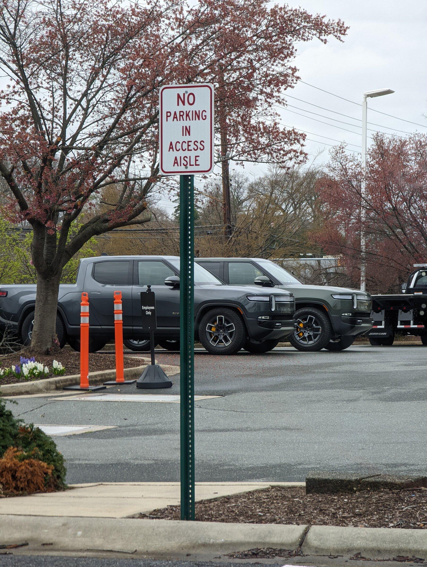 Rivian R1T R1S DMV Spotted Section PXL_20220323_200523358