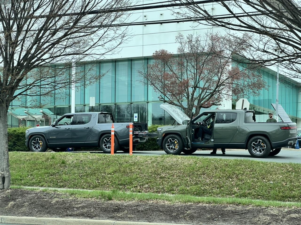 Rivian R1T R1S DMV Spotted Section F7F92845-8738-4CC8-B311-B3E77D0F88E6