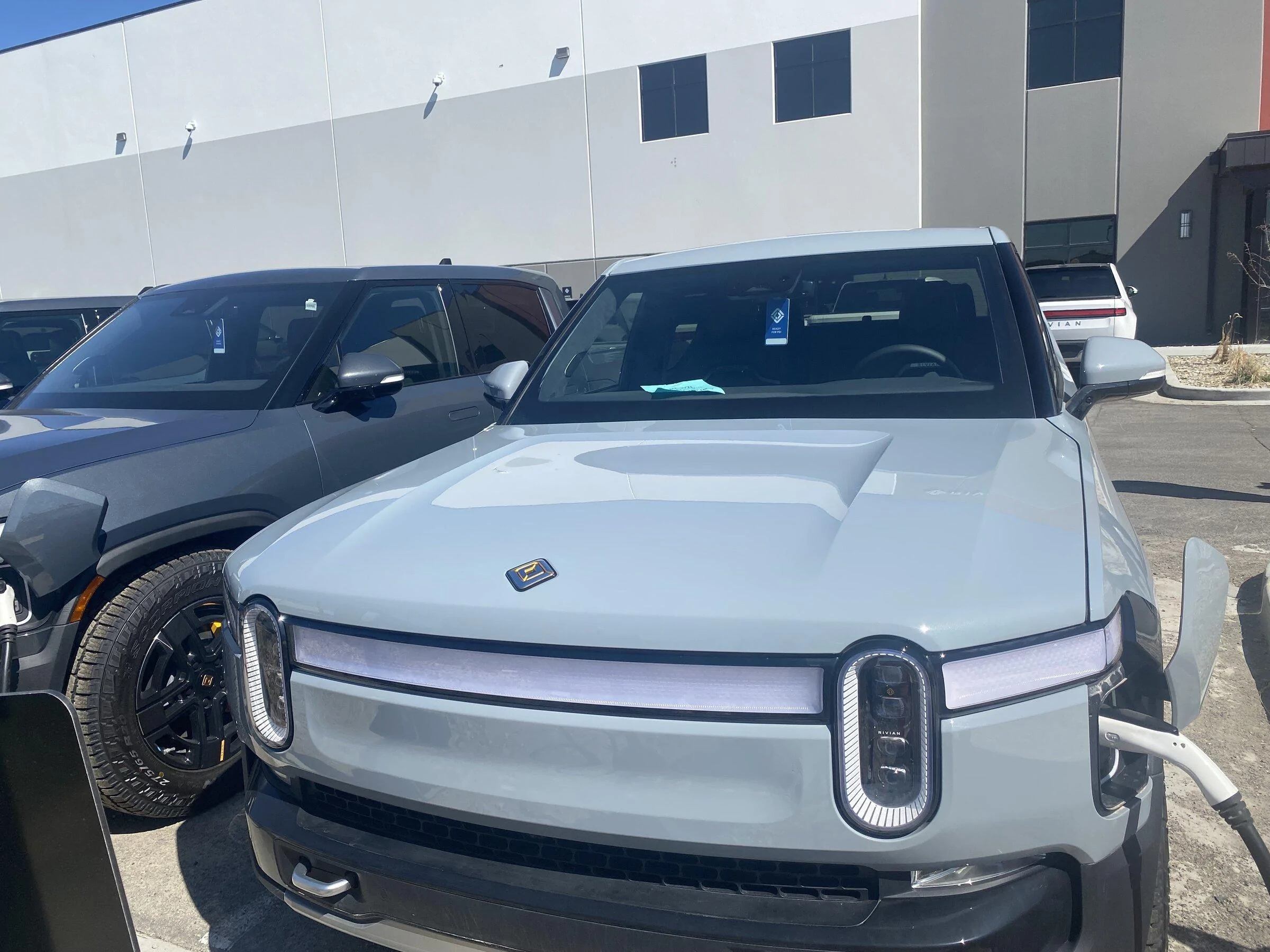 Rivian R1T R1S LIMESTONE Rivian R1T seen at Salt Lake City Delivery Center! limeston