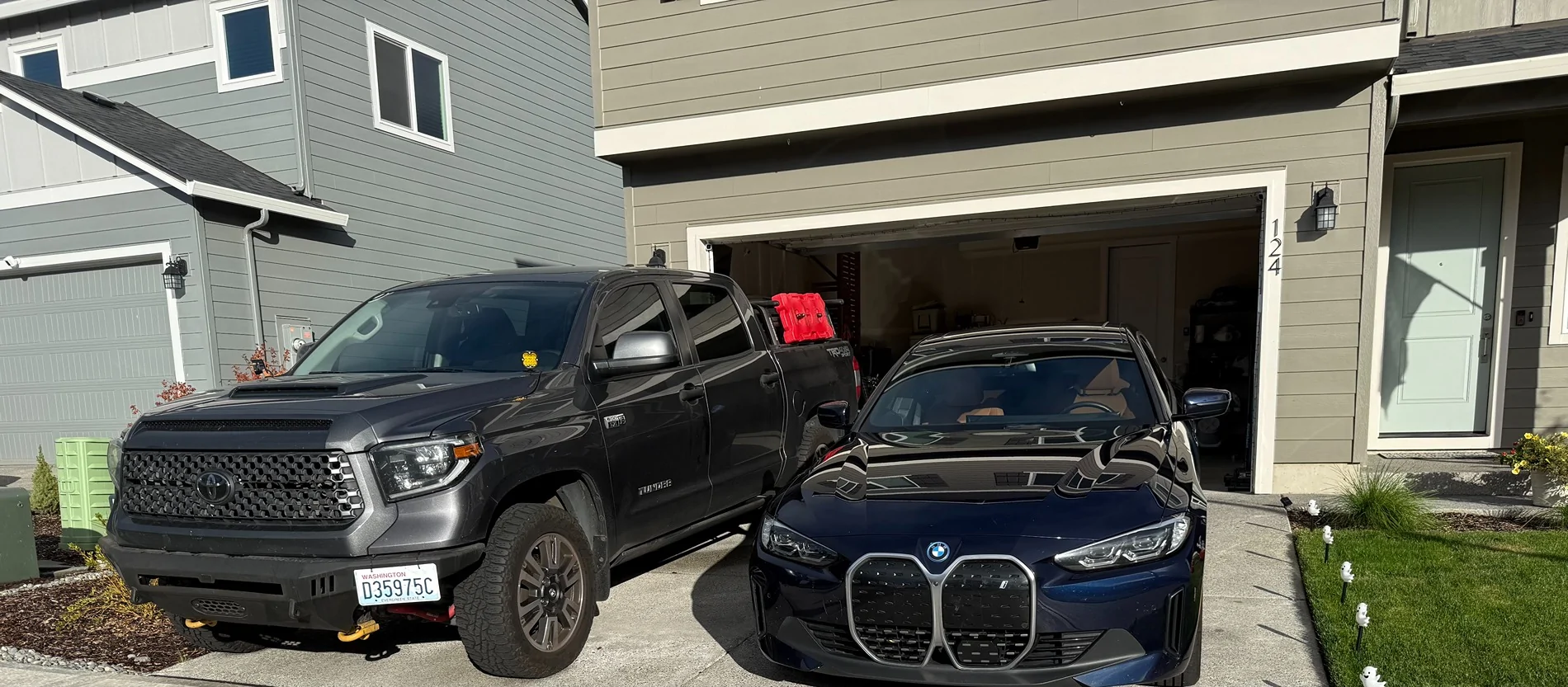 Rivian R1T R1S Switched from R1T (Gen 1 Quad) to a Ford Bronco IMG_1370