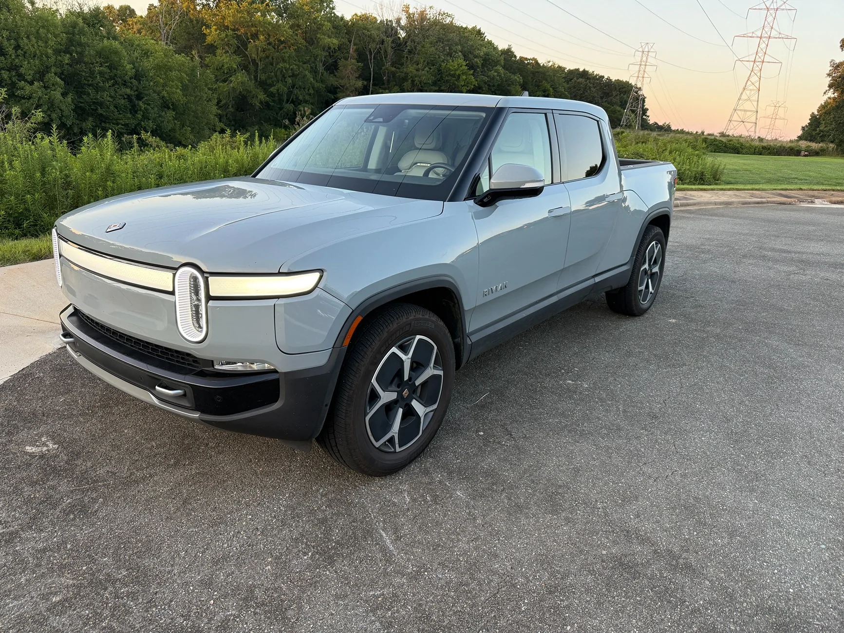 Rivian R1T R1S Selling my 2024 Rivian R1T - $59500 IMG_2754