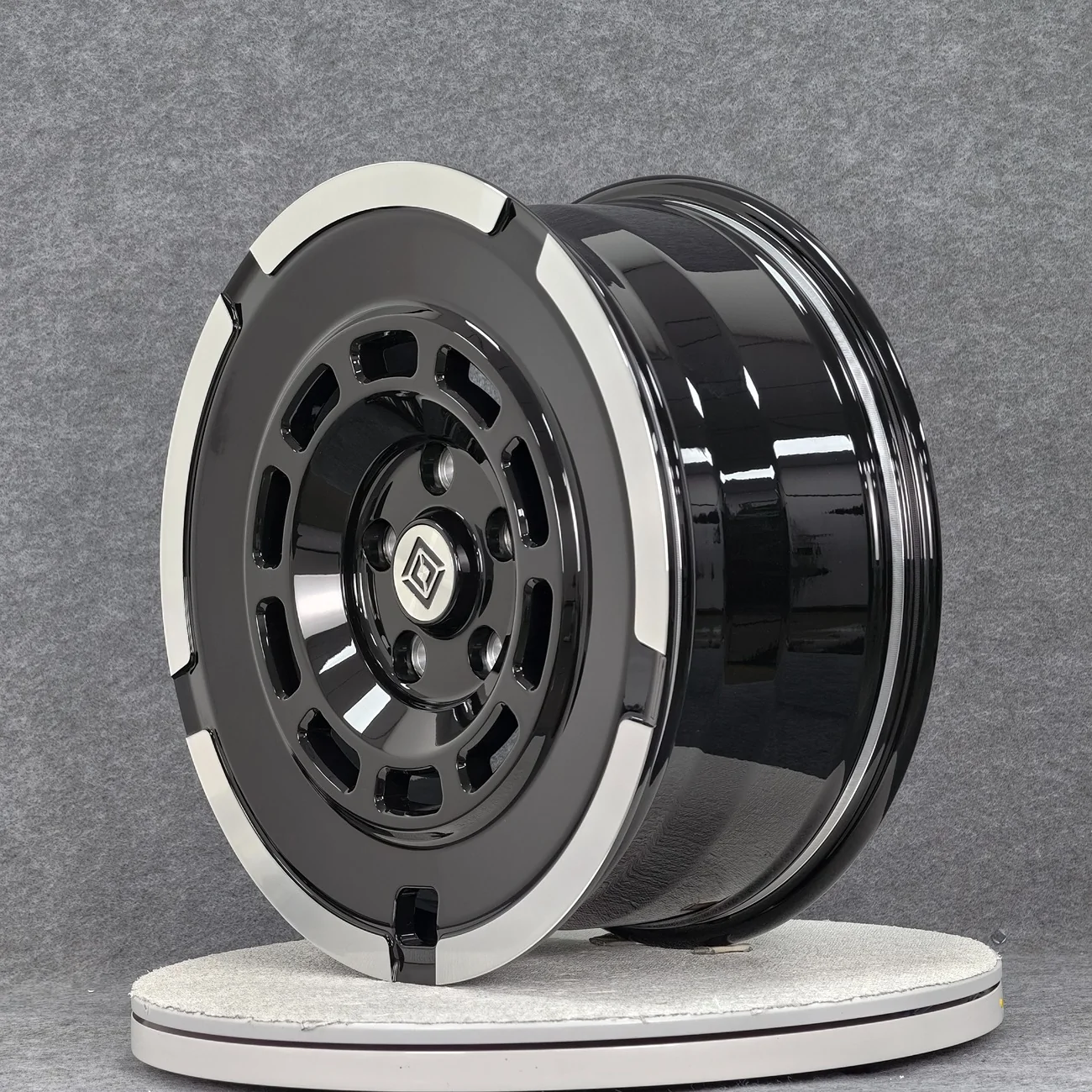 Rivian R1T R1S Custom Orders From Atomic Wheels for Rivian 790b0679777a4a8f6df90b6ceffe44d2 (1)