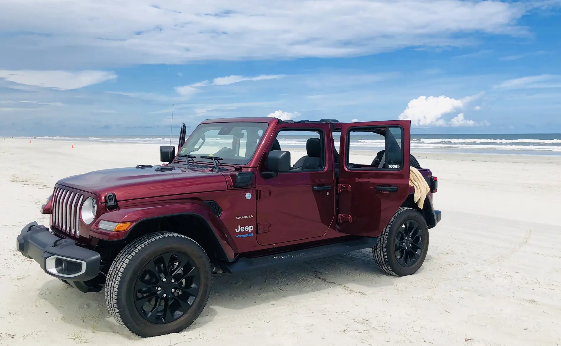 Rivian R1T R1S New Rival: 2026 Jeep Recon EV revealed. $65,000, 250 miles range, 0-60 3.6s 1786280464541-su