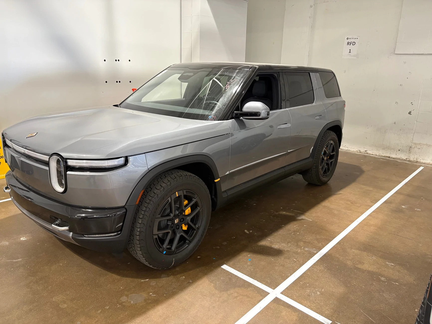 Rivian R1T R1S R2 Color Help Needed IMG_0092