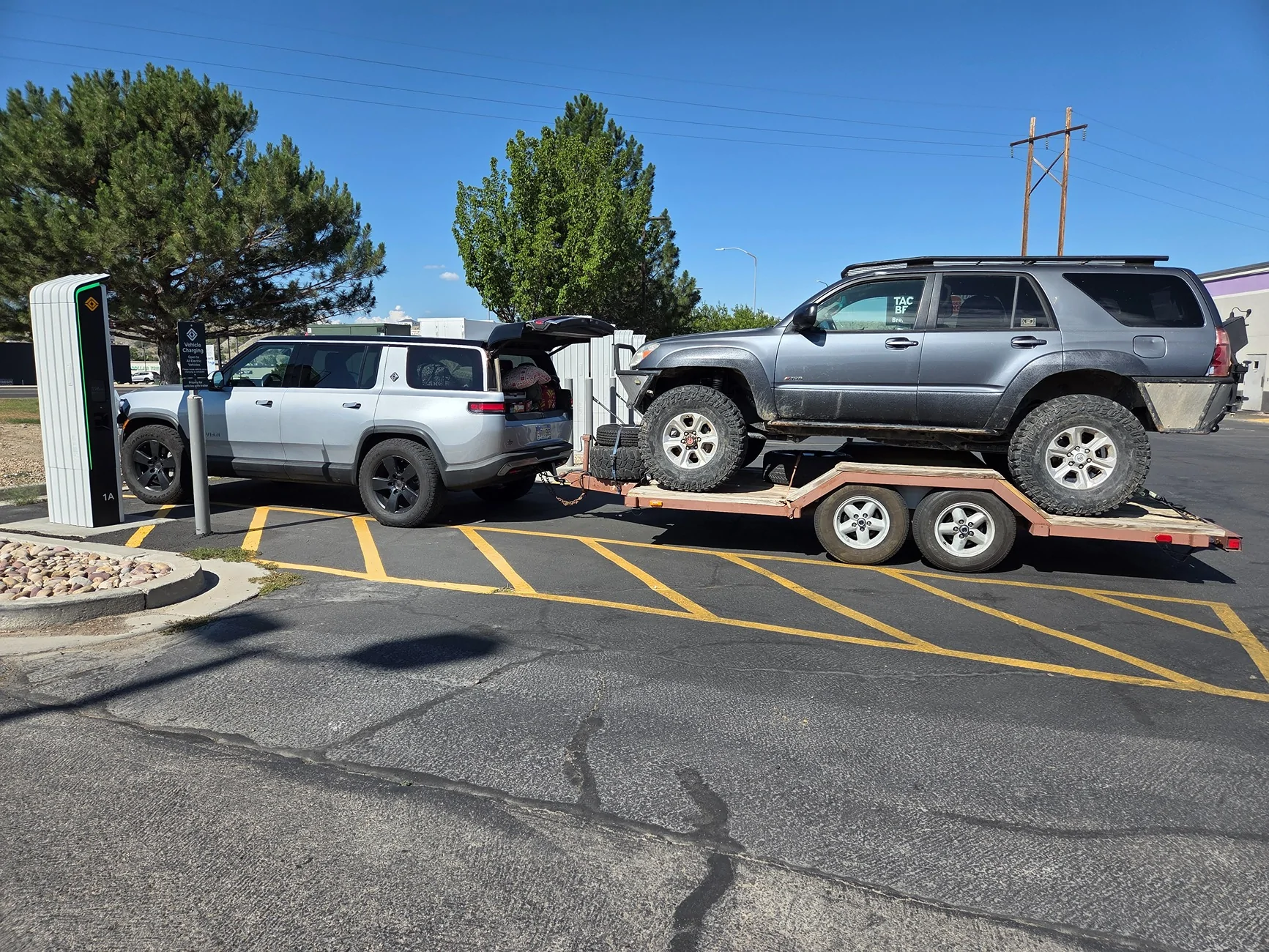 Rivian R1T R1S Towed my 4Runner rockcrawler 1800 miles from Colorado to the Rubicon trail and back 20260719_101039