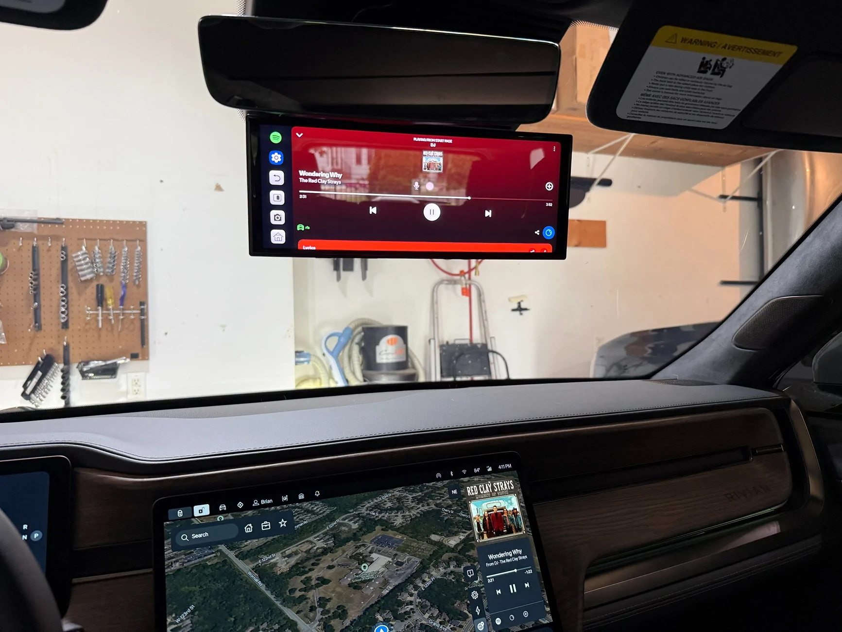Rivian R1T R1S Lamtto RC32 wireless CarPlay and Android Auto 11" display review IMG_2965