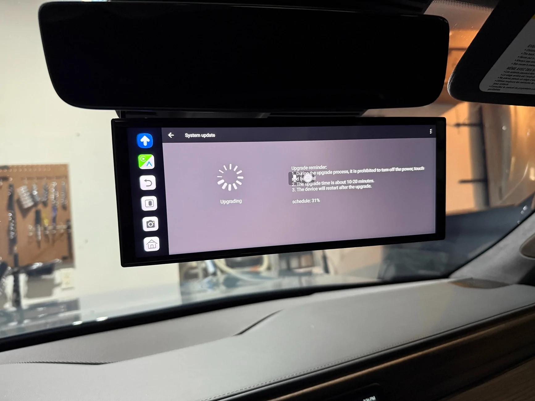 Rivian R1T R1S Lamtto RC32 wireless CarPlay and Android Auto 11" display review IMG_2963