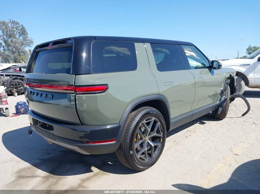 Rivian R1T R1S First Crashed R2 totaled with only 110 miles (VIN 1200) first crashed rivian r2 6