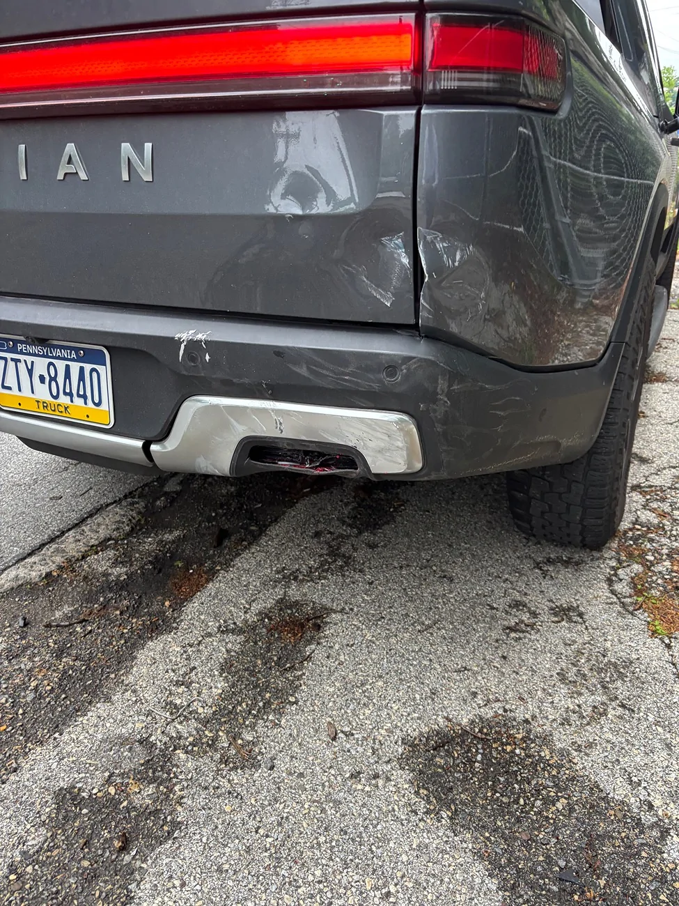 Rivian R1T R1S Do we think this is totaled? 1786741103993-jk
