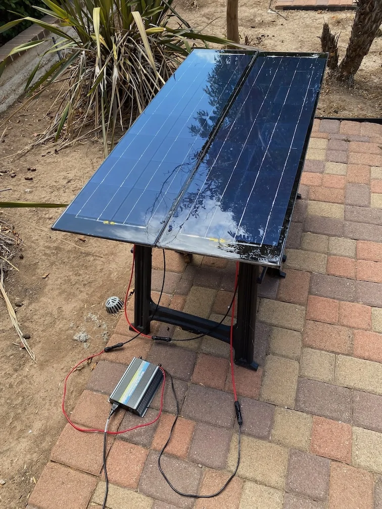 Rivian R1T R1S R1T Solar Tonneau - Custom Build 6.5-Panel-2-complet