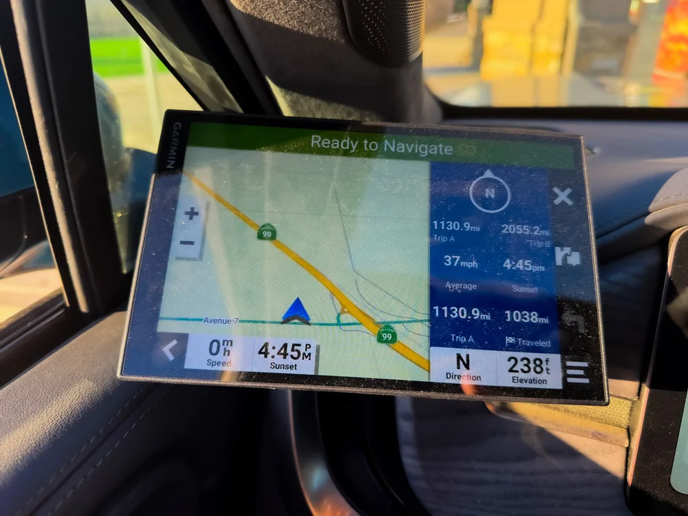 Rivian R1T R1S Backwoods Driving - Maps outside cell coverage 1786817565113-uo