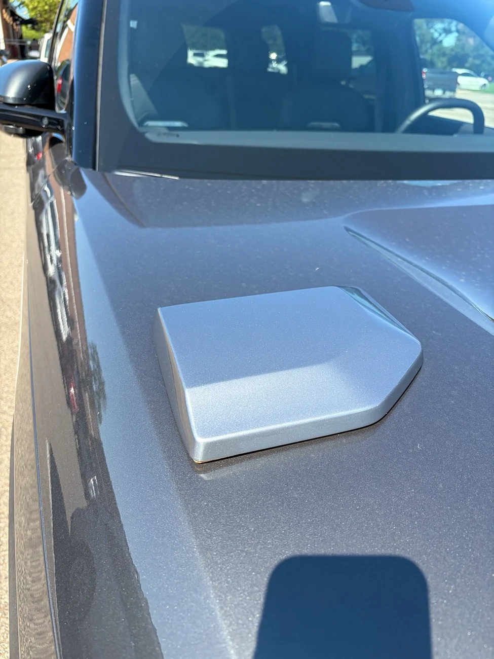 Rivian R1T R1S Esker Silver against Half Moon Grey HMG (color comparison) IMG_2145