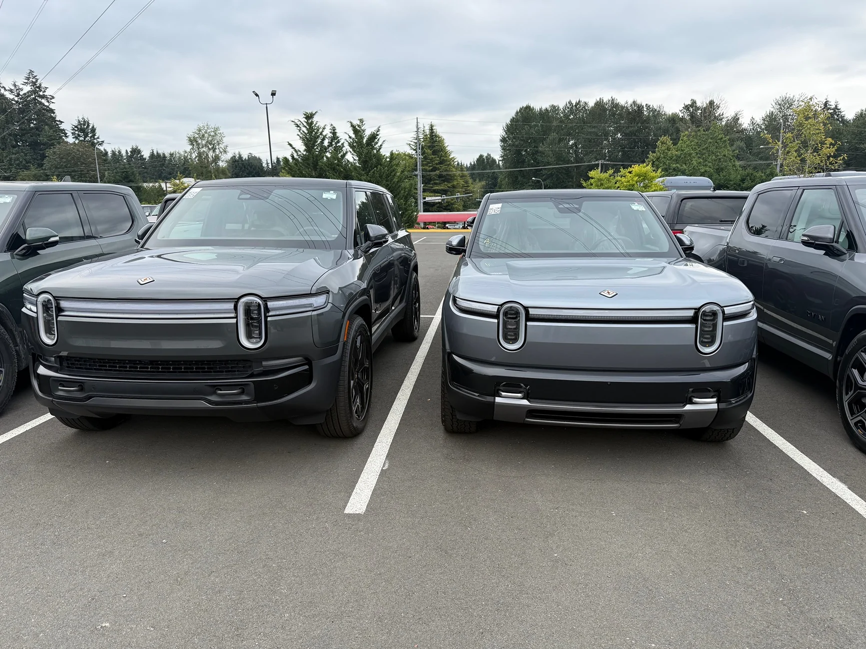 Rivian R1T R1S Esker Silver against Half Moon Grey HMG (color comparison) IMG_6834