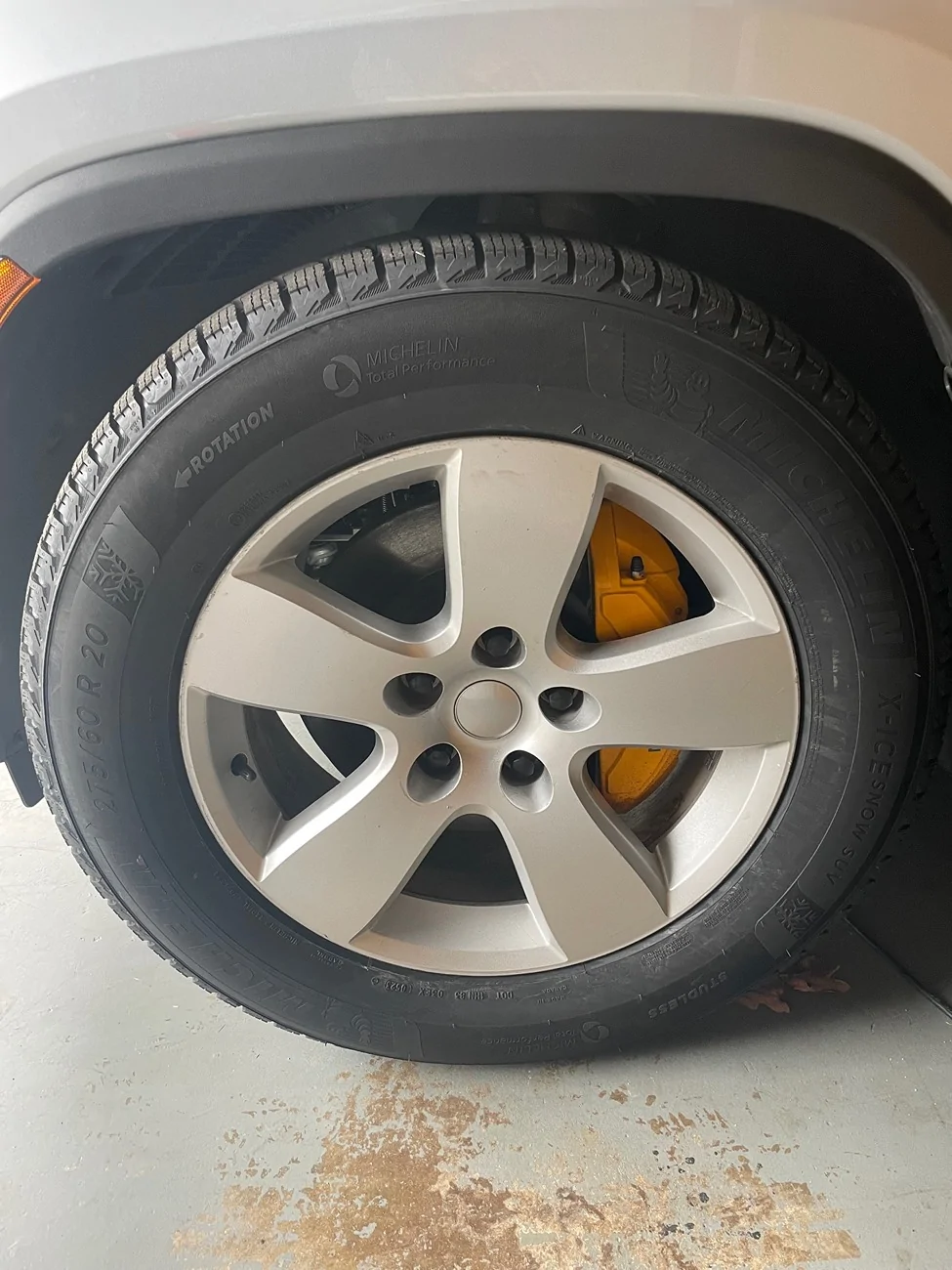 Rivian R1T R1S 20" rims and tires for winter. IMG_8855