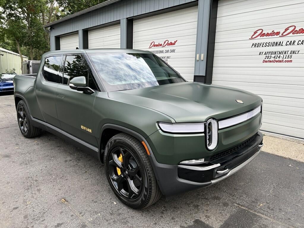 forest-green-in-stealth-v0-y21kc5i9vle91.jpg