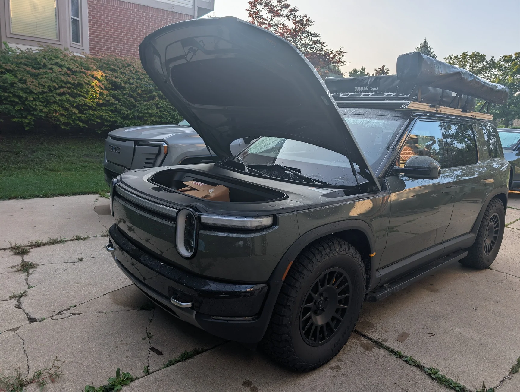 Rivian R1T R1S R2 Demo - car camping, audio, driving, frunk 11598