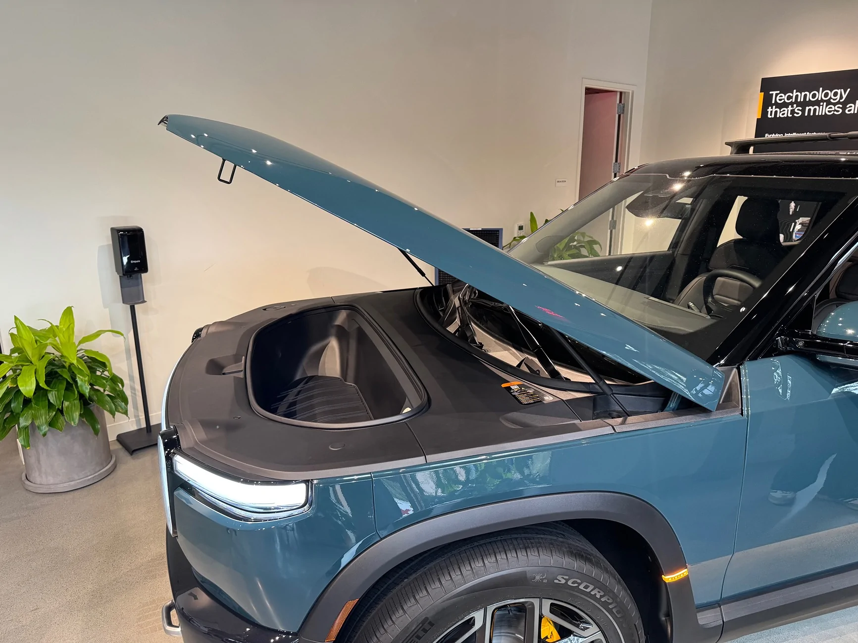 Rivian R1T R1S R2 Demo - car camping, audio, driving, frunk IMG_7635