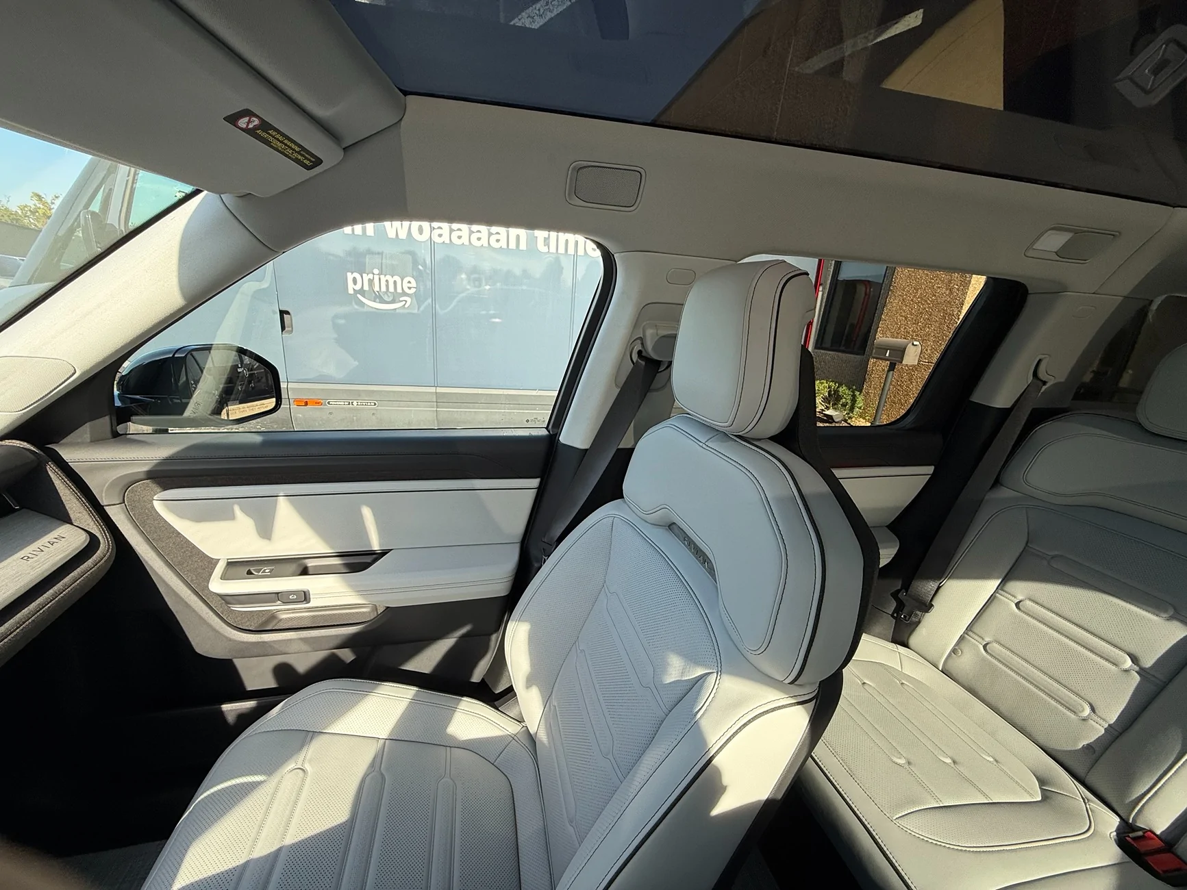 Rivian Photos Posted! Midnight R2 / Coastal Cloud / 20" AT Delivered {filename}