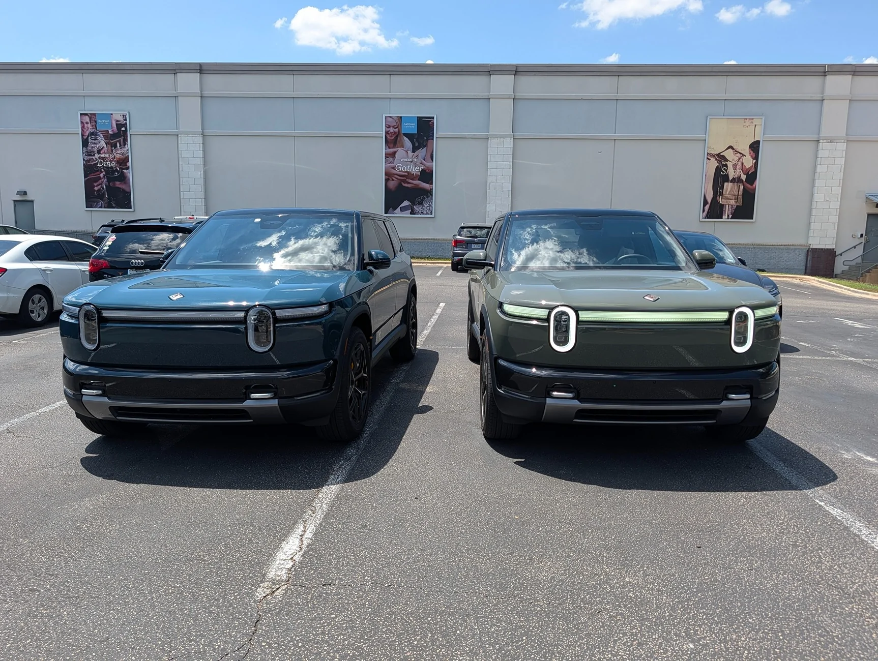 Rivian R1T R1S 📸 Daily random R2 photos thread - post your pics! 2R2s