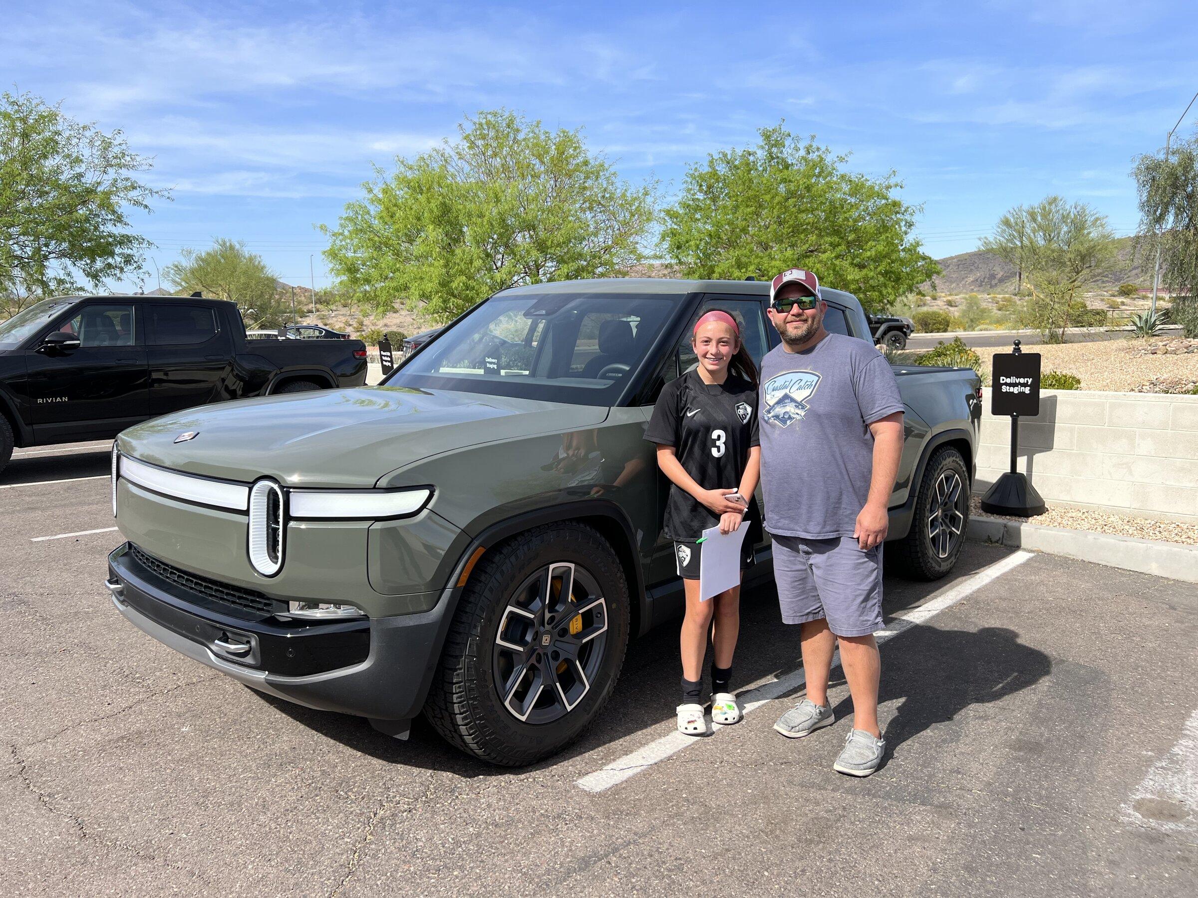 Rivian R1T R1S Kudos to phoenix service center crew BB4CF51A-8835-4A4B-BE79-8A7D6AE8A26E