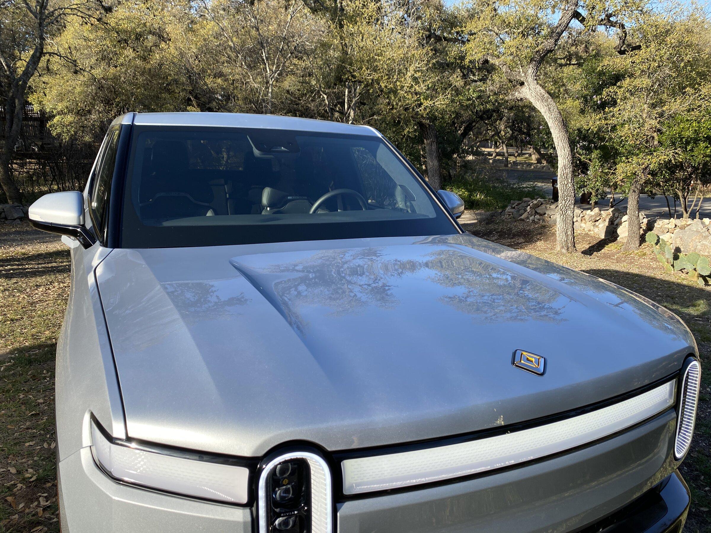 Rivian R1T R1S Tiger stripes in hood paint 5EE79CF1-887B-4817-9DB0-188EC529D5A8