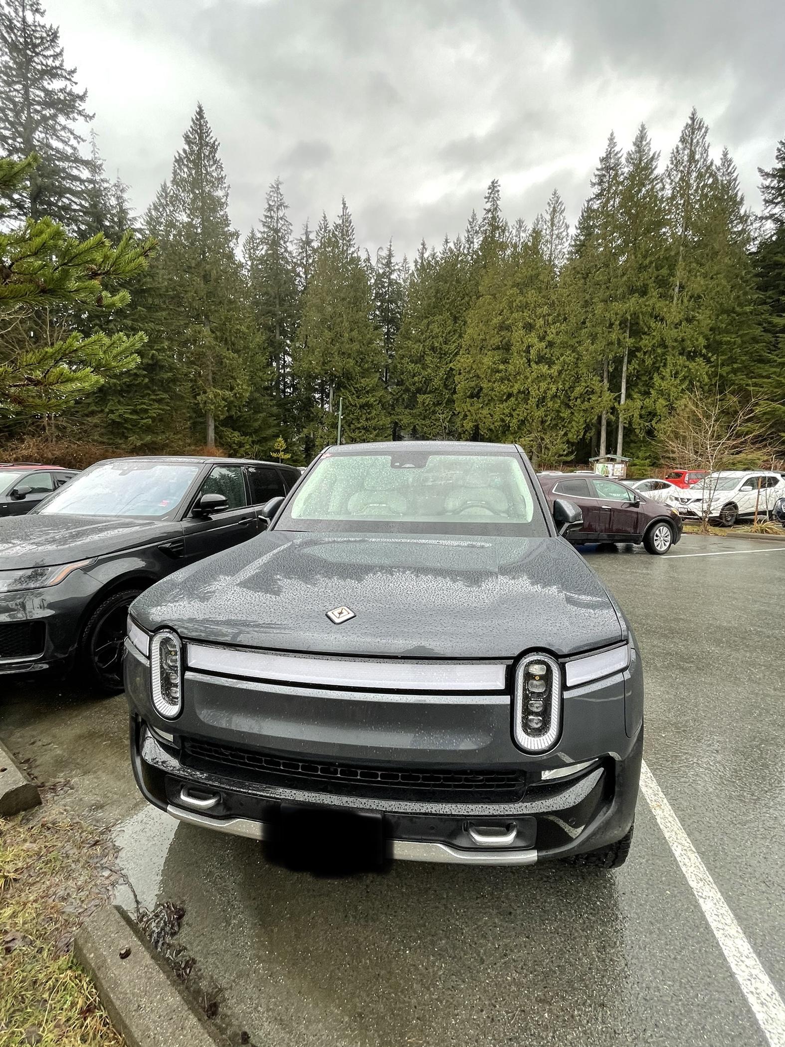 Rivian R1T R1S Rivian spotted in North Vancouver, BC, Canada FBD50CAE-4B4A-49B9-B45B-A498394BC8F3