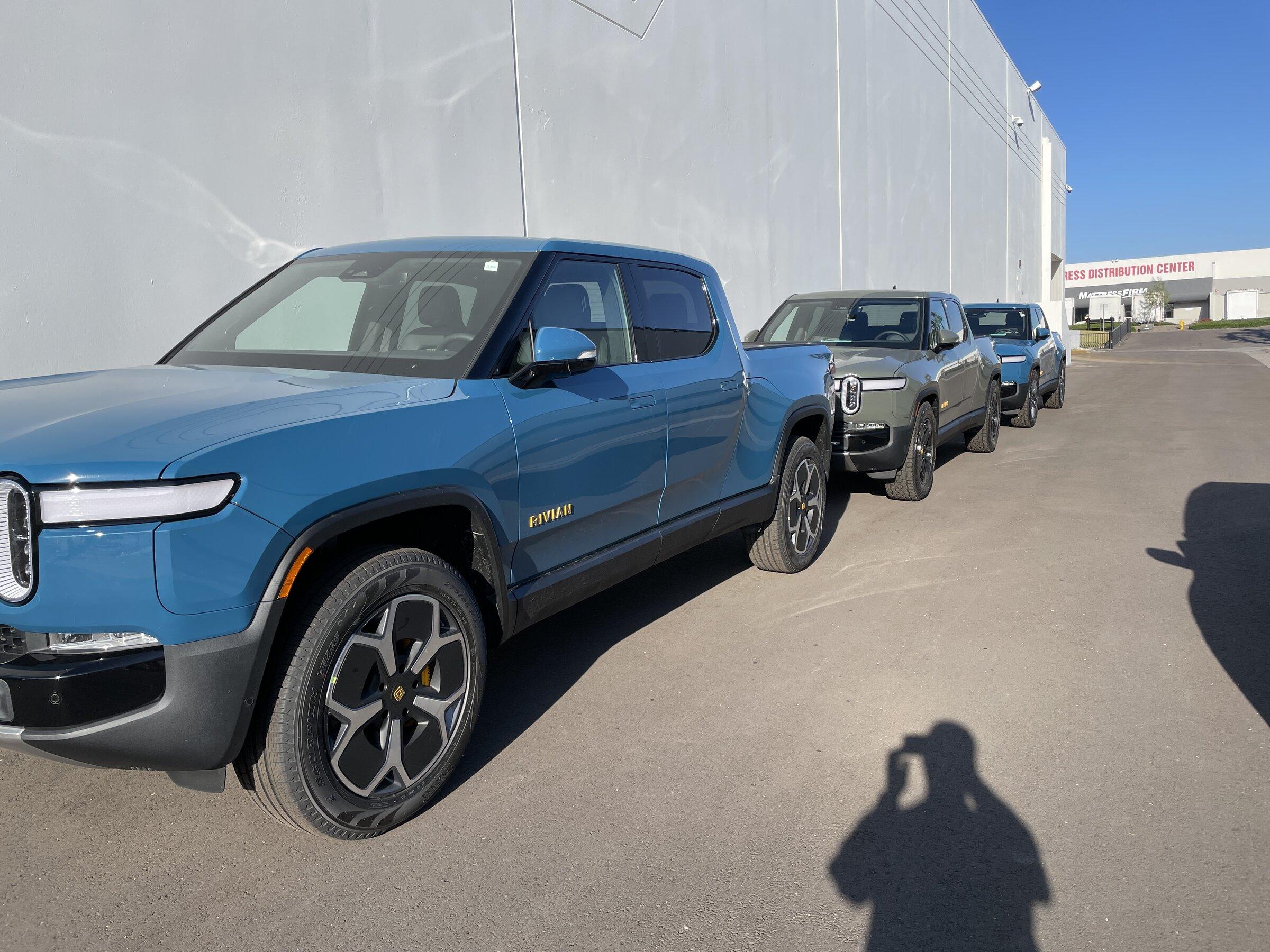 Rivian R1T R1S Rivian Service Centers / Retail Locations List / Other Facilities (Pics & Updates) 20220328_001613848_iOS
