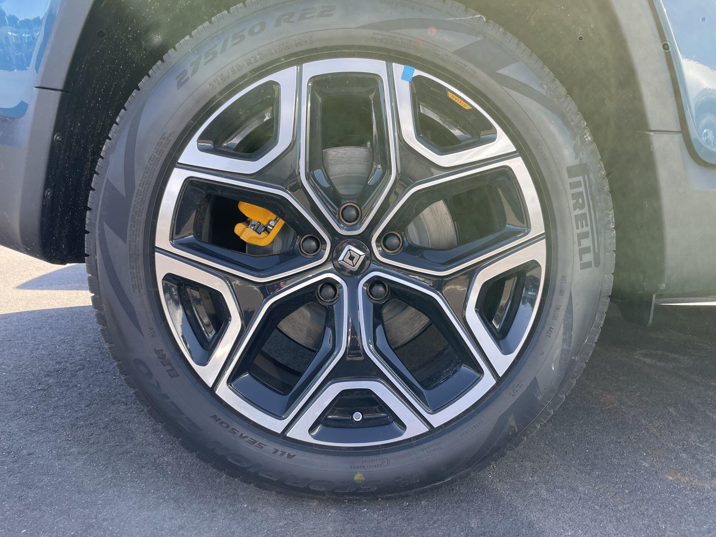 Rivian R1T R1S Rivian Wheels IMG_4831