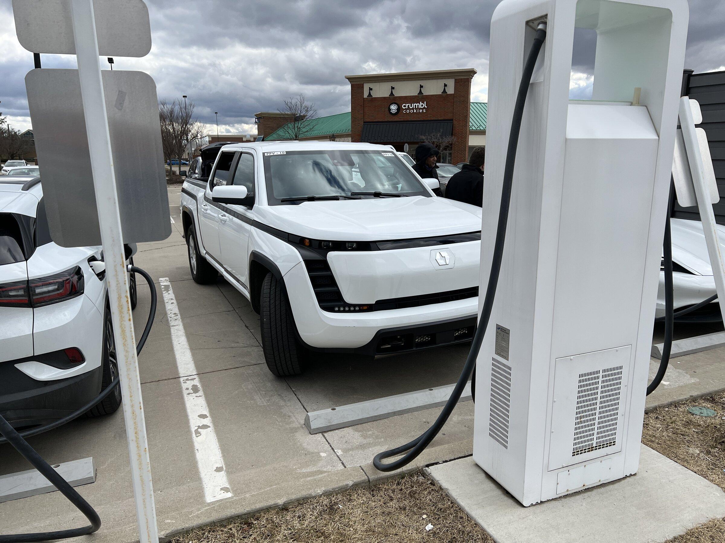 Rivian R1T R1S Another electric truck spotted 20220325_203511541_iOS