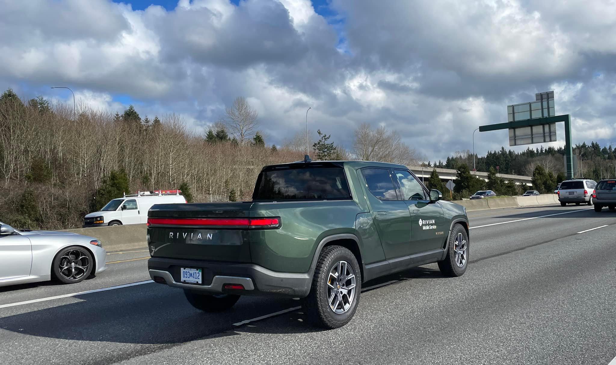 Rivian R1T R1S FOREST GREEN R1T Photos 275125122_10160295060877044_4456128505112026748_n