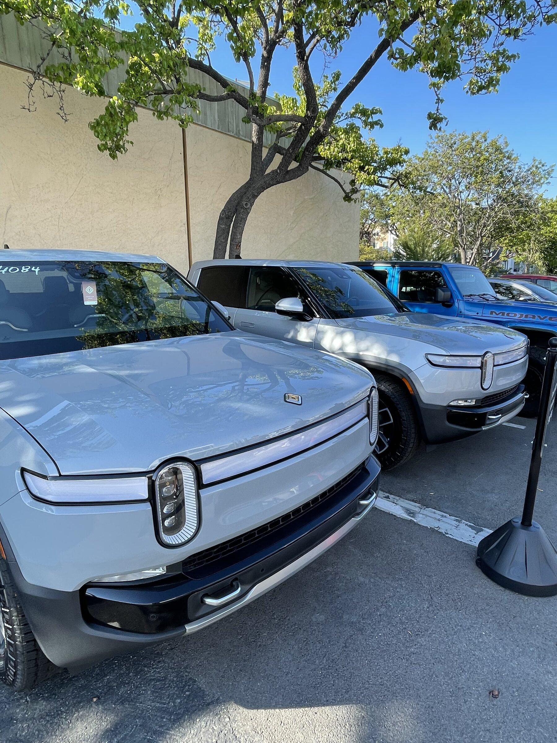 Rivian R1T R1S Limestone. It's real. Official from Rivian 0AA45FCF-611A-4814-93EF-1B1B3F33A59B
