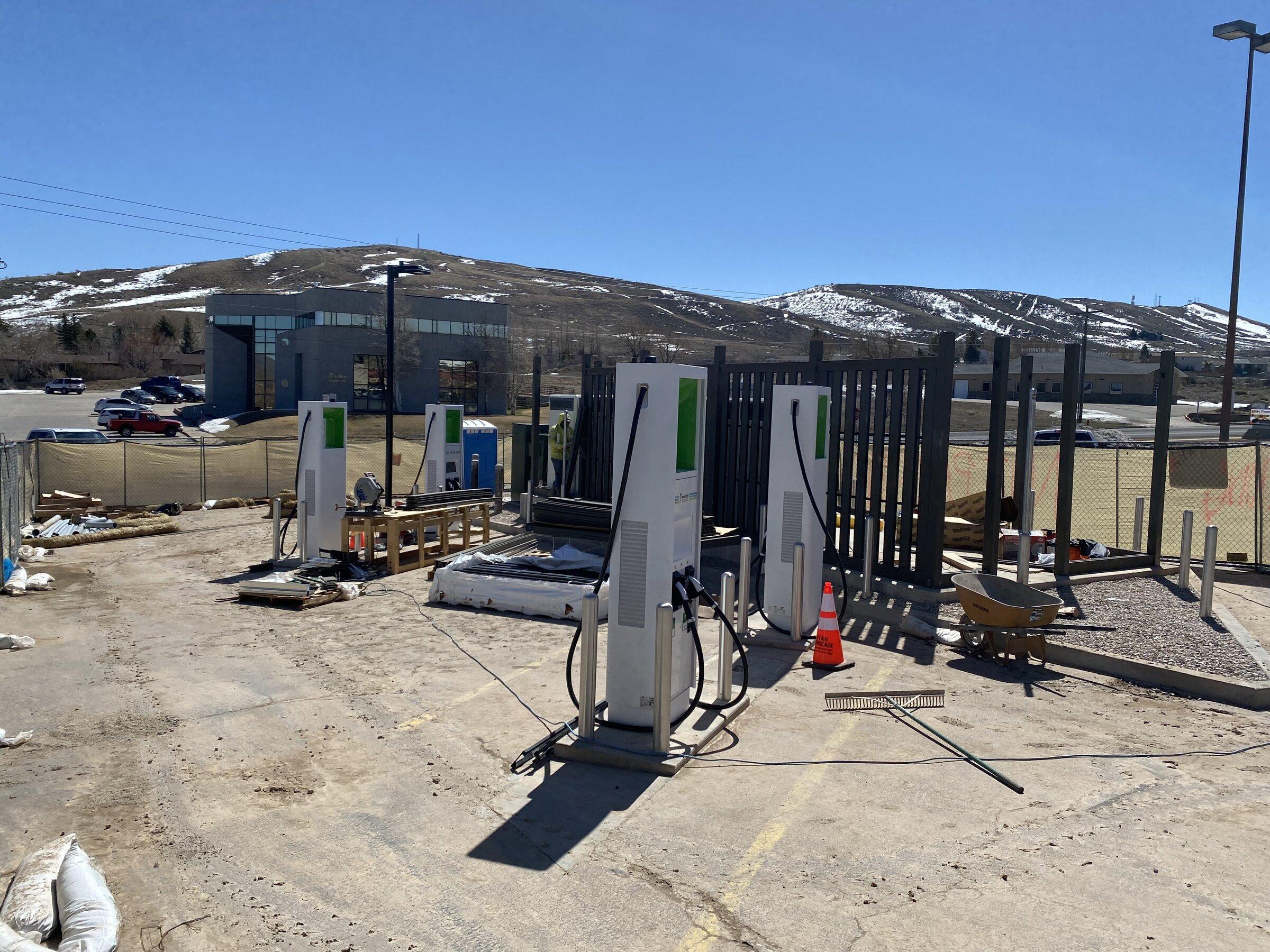 Rivian R1T R1S Wyoming Chargers 1648683972477